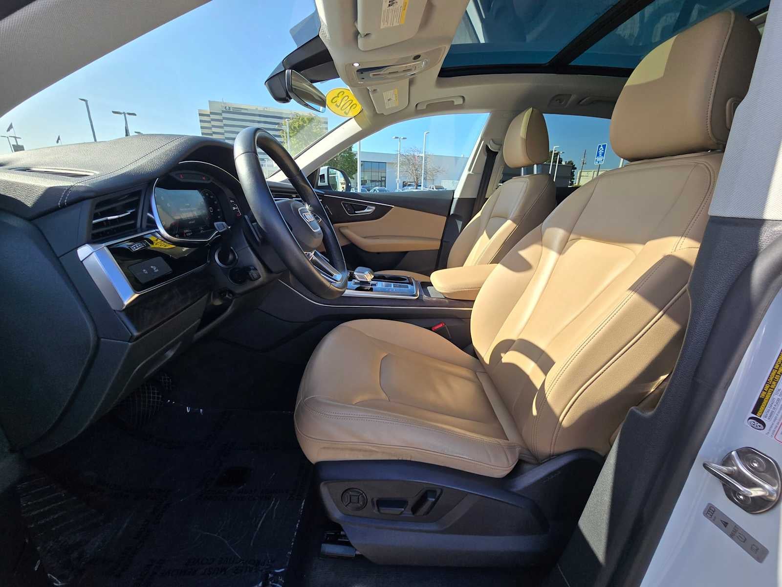 2023 Audi Q8 Premium