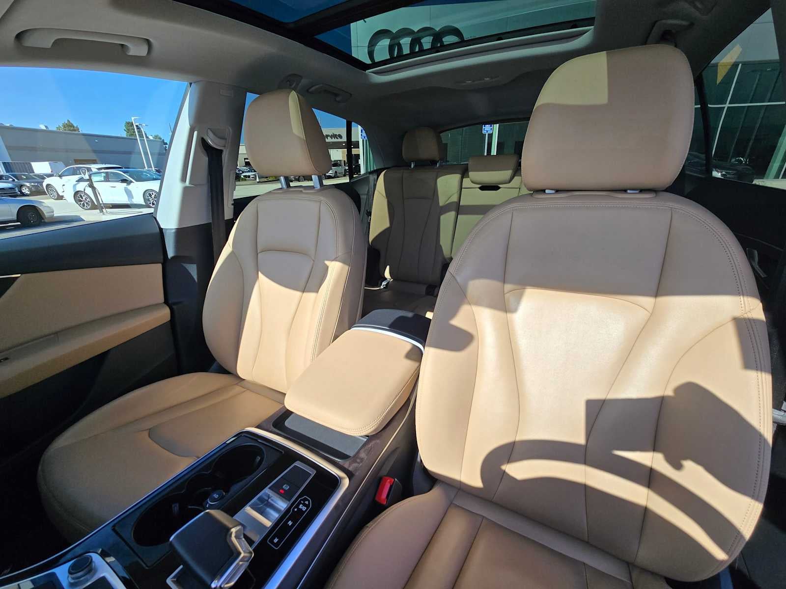 2023 Audi Q8 Premium