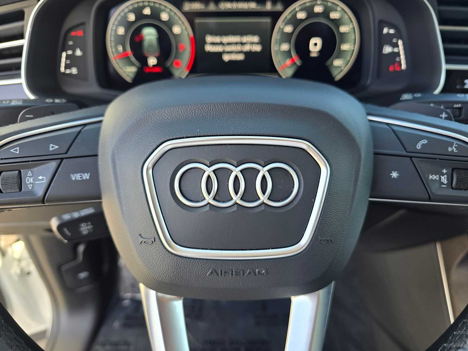 2023 Audi Q8 Premium