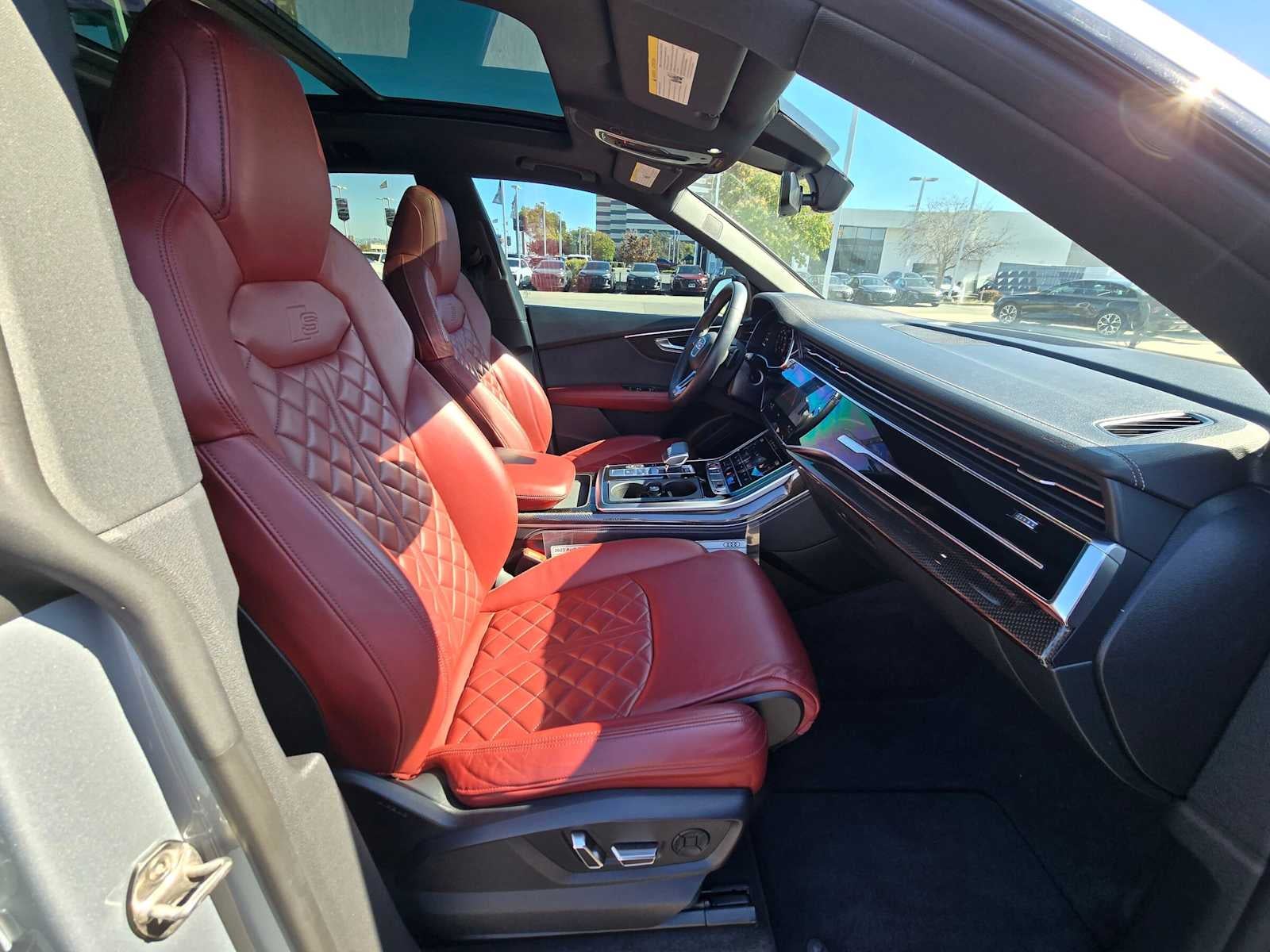2023 Audi SQ8 Premium Plus