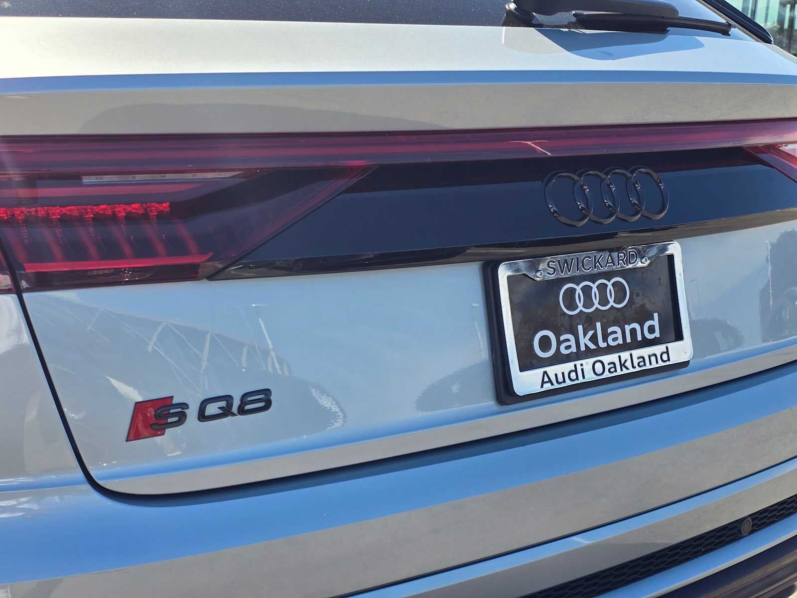 2023 Audi SQ8 Premium Plus
