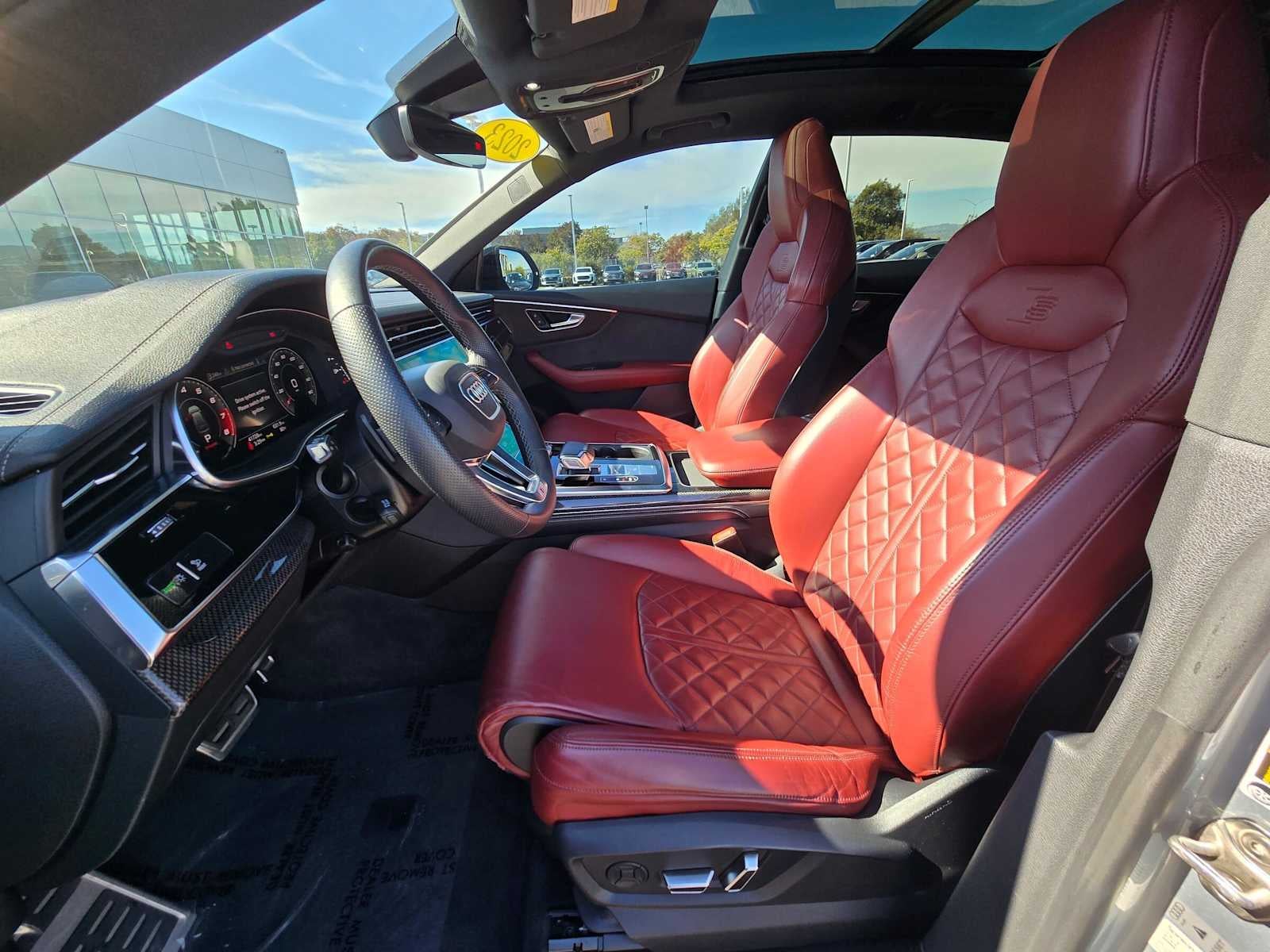 2023 Audi SQ8 Premium Plus