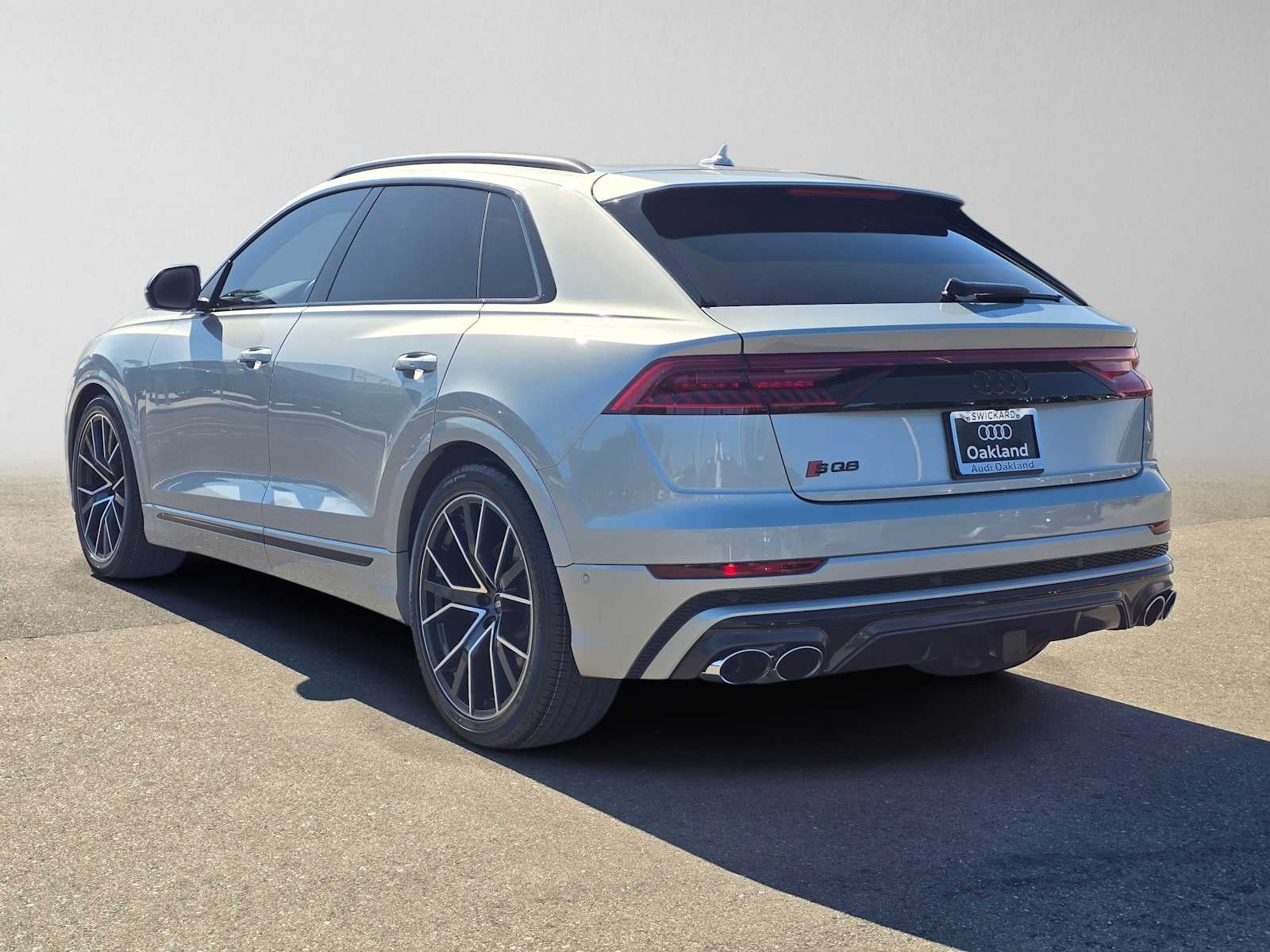 2023 Audi SQ8 Premium Plus