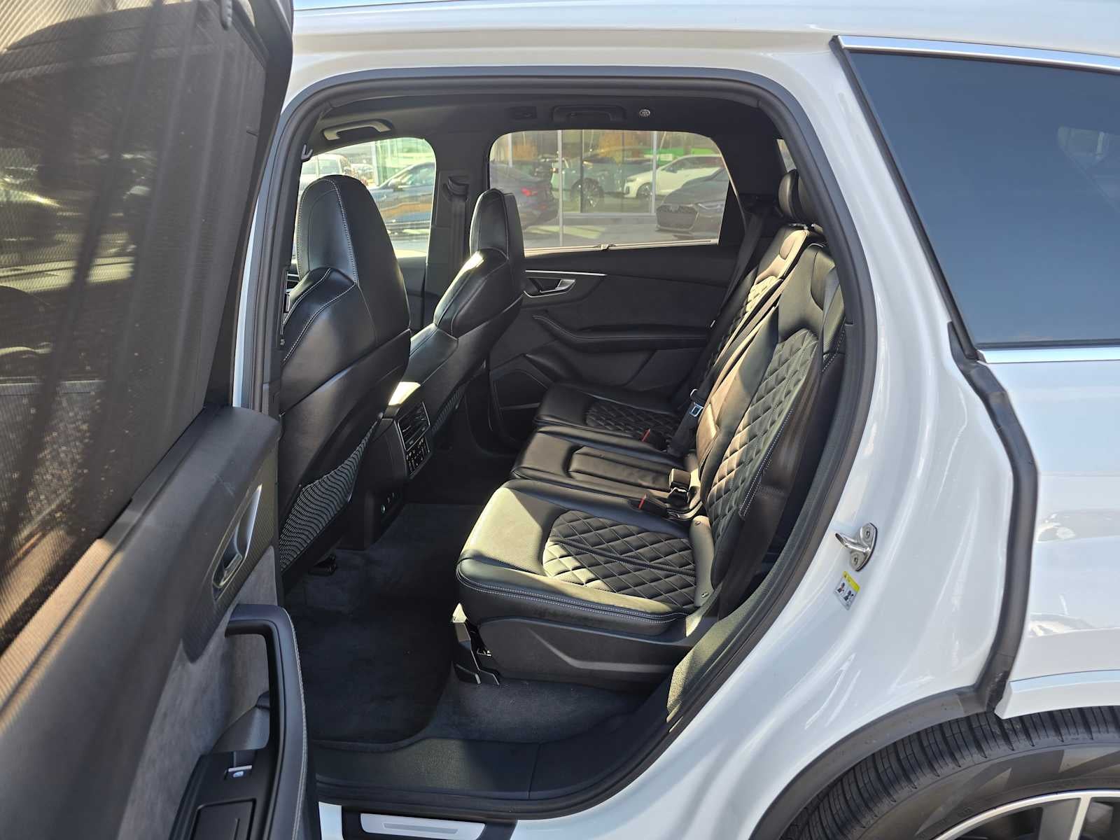 2025 Audi SQ7 Premium Plus