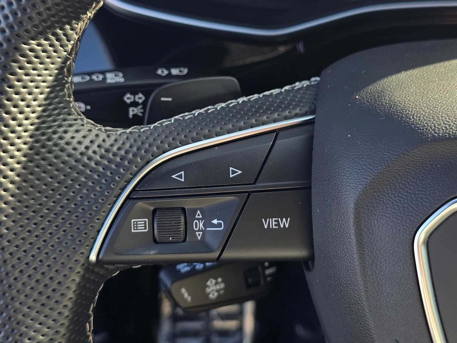 2025 Audi SQ7 Premium Plus