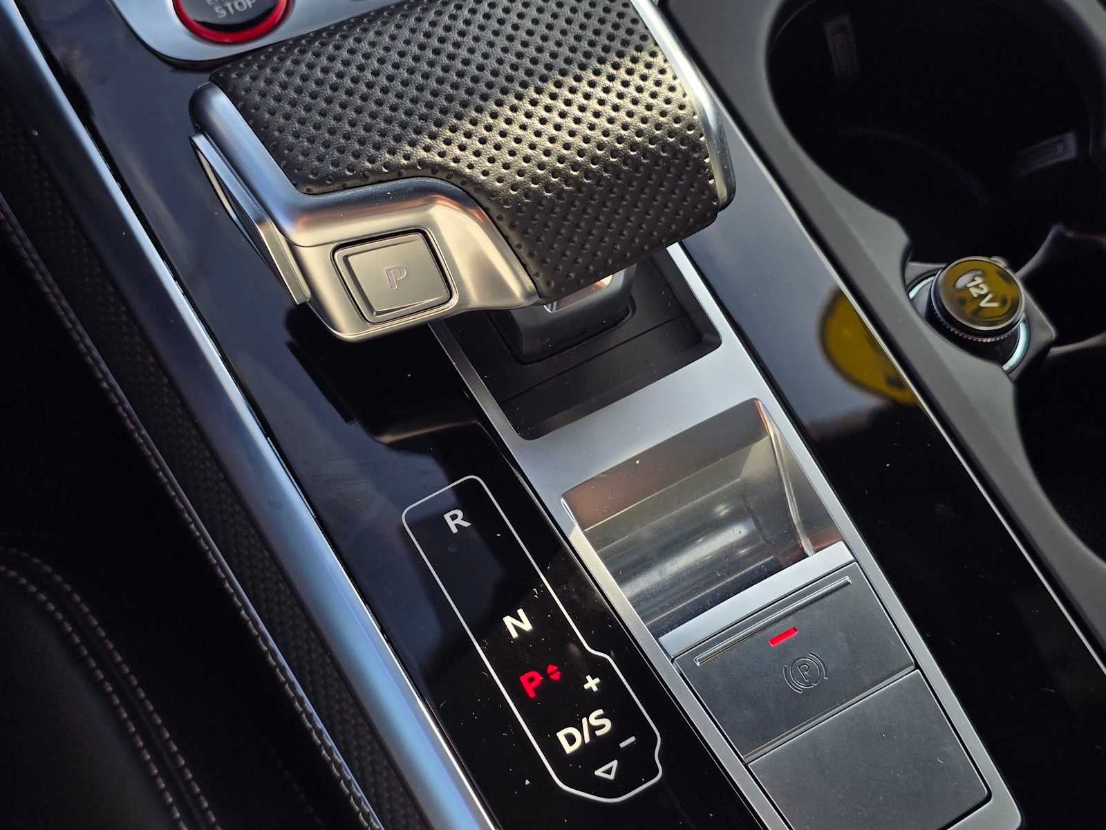 2025 Audi SQ7 Premium Plus