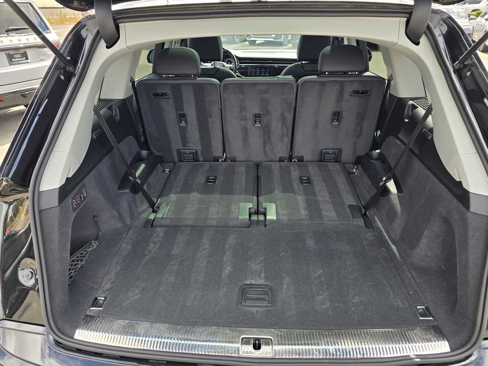 2023 Audi Q7 Premium
