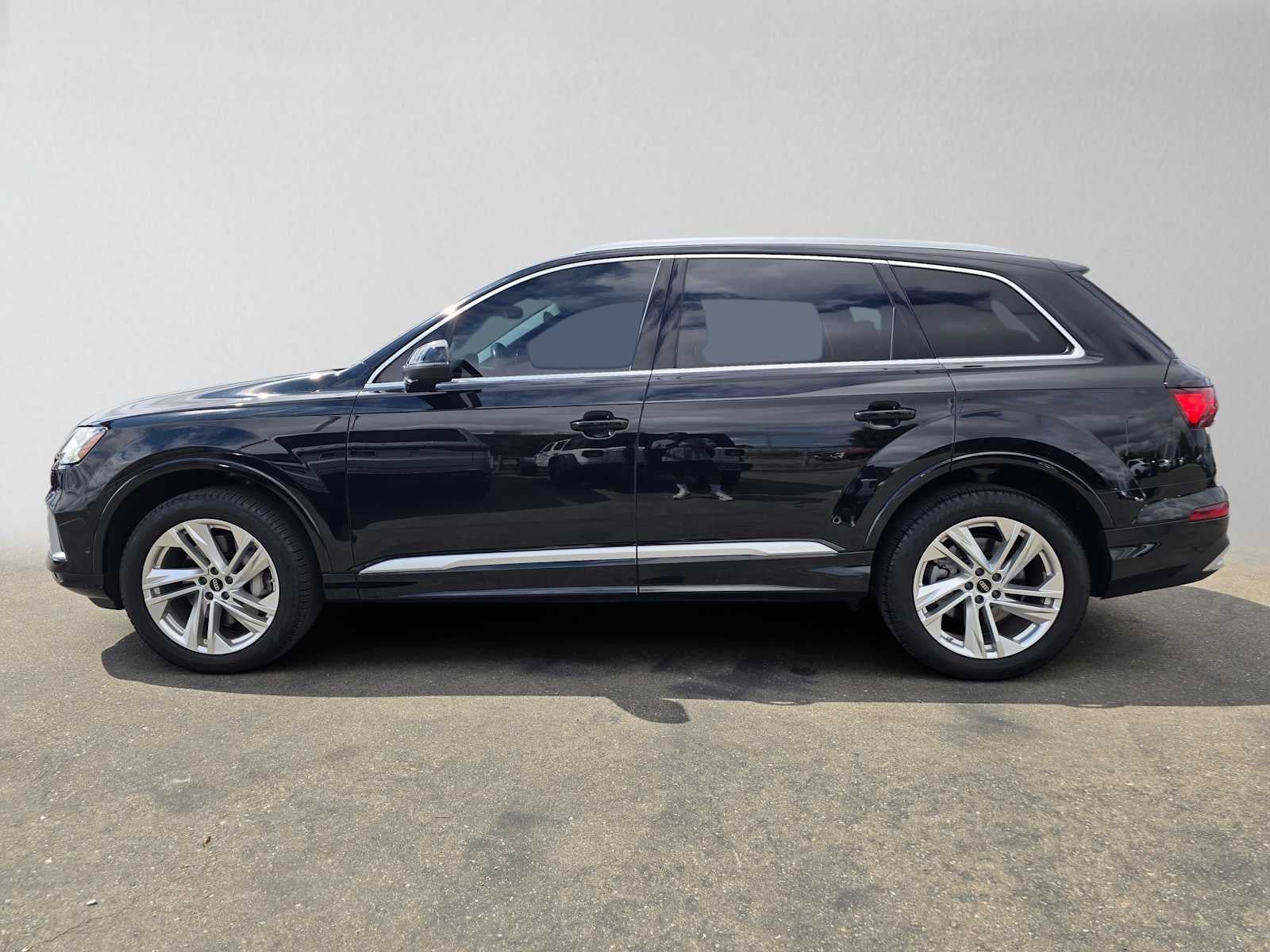 2023 Audi Q7 Premium