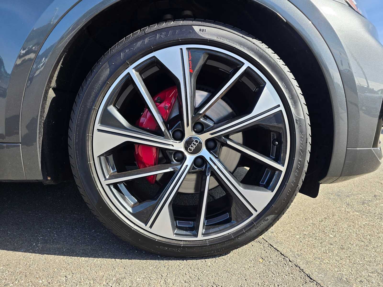 2023 Audi SQ5 Premium Plus