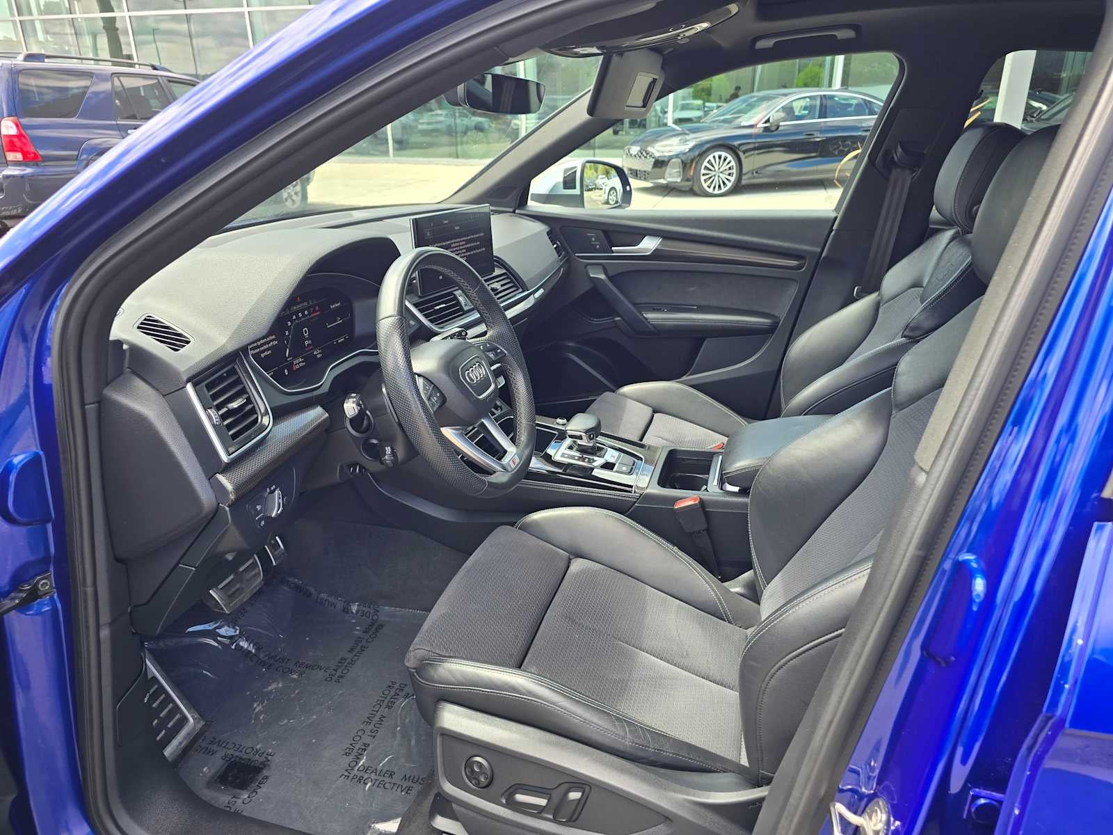 2022 Audi SQ5 Premium Plus