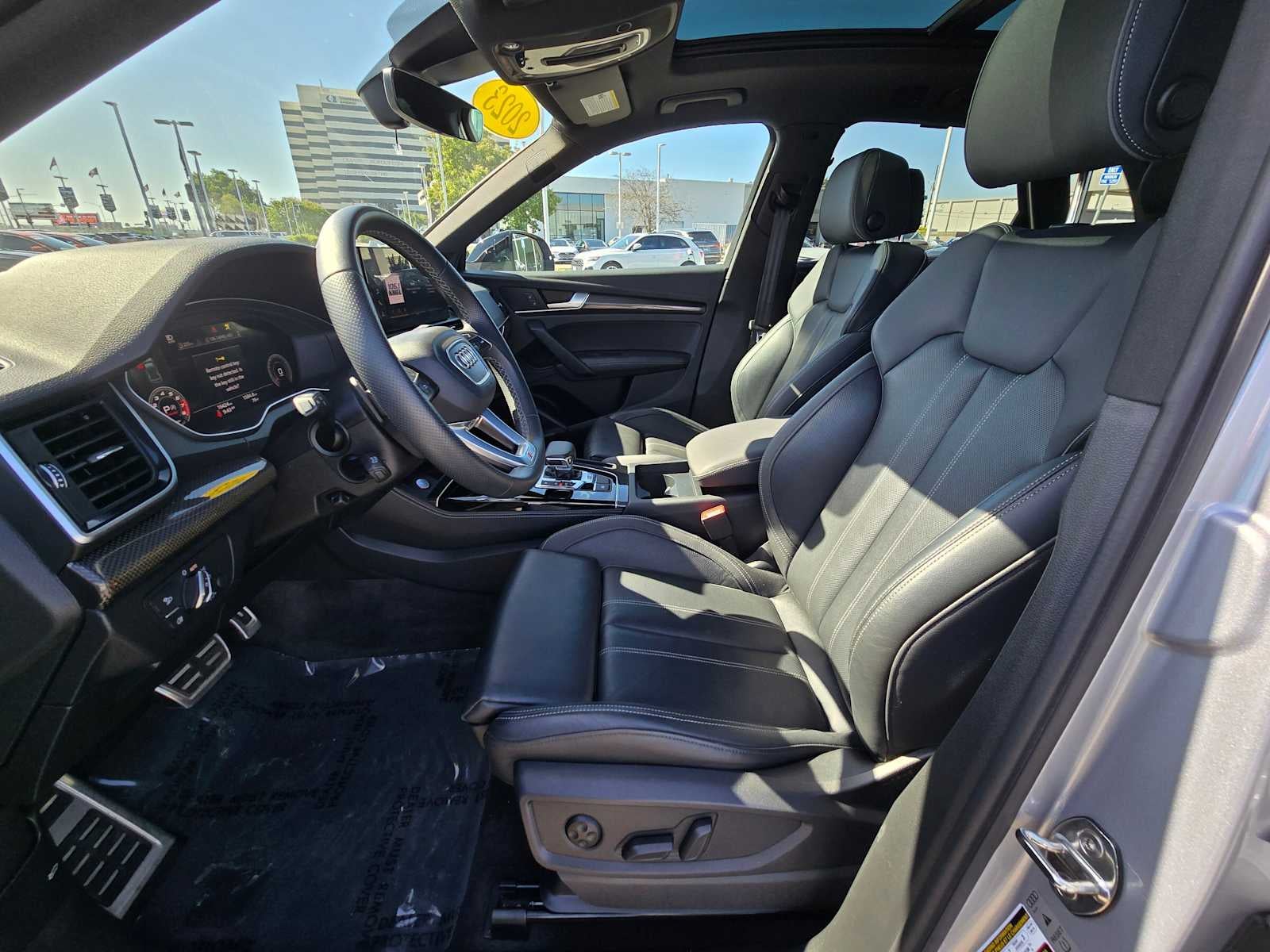 2023 Audi SQ5 Premium Plus