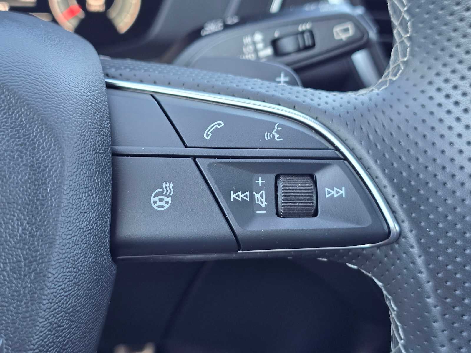 2023 Audi SQ5 Premium Plus