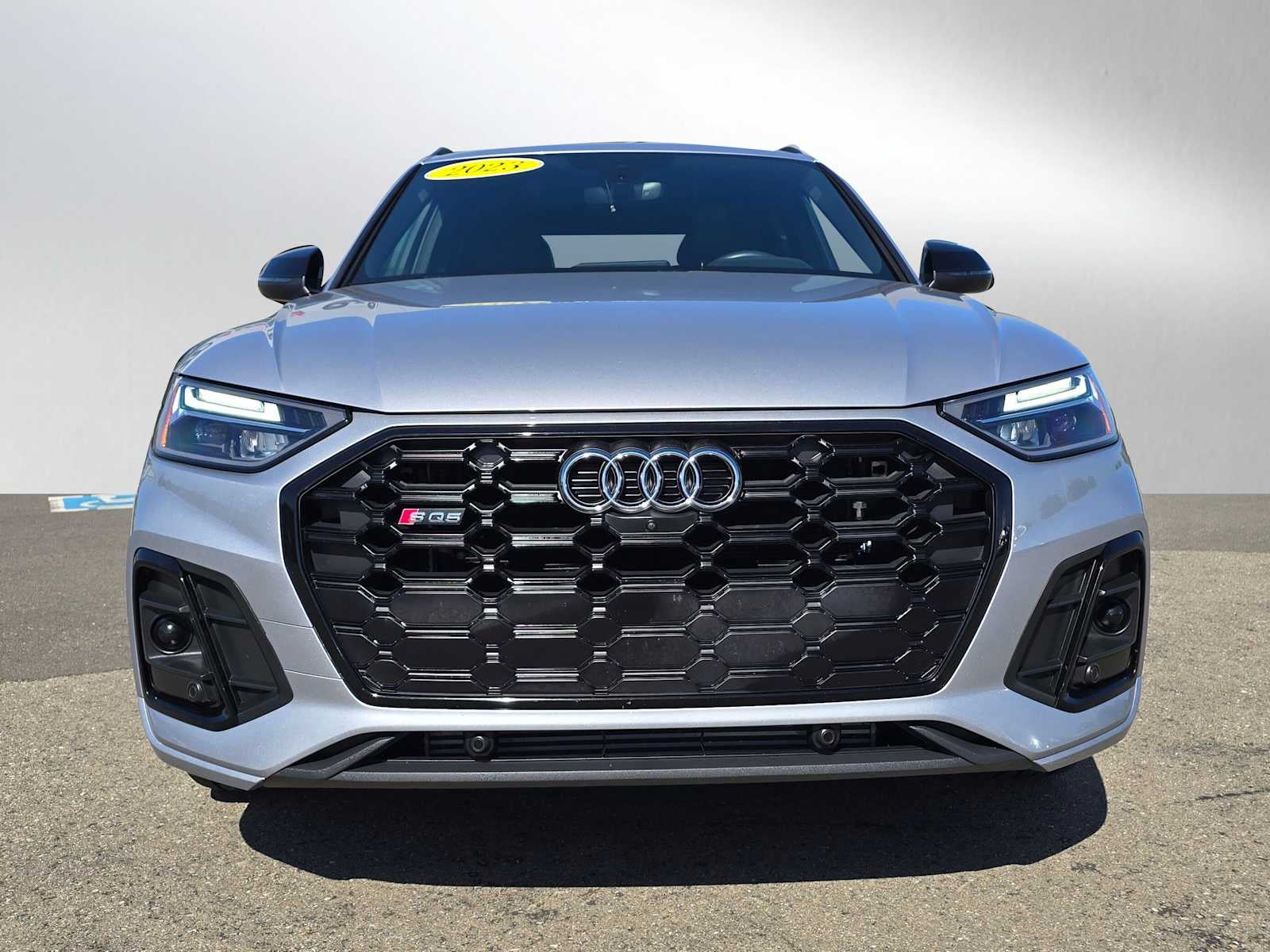 2023 Audi SQ5 Premium Plus