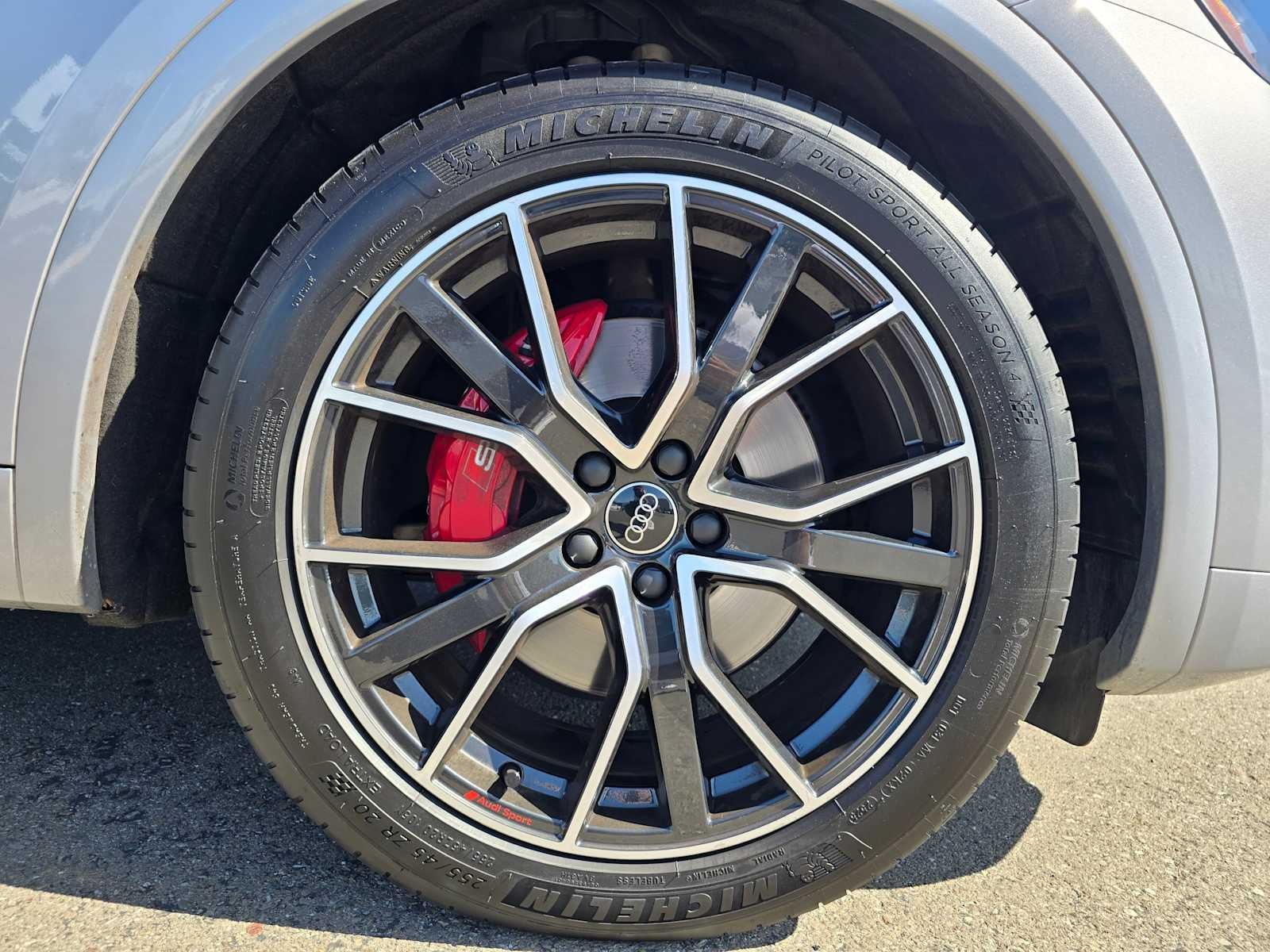 2023 Audi SQ5 Premium Plus