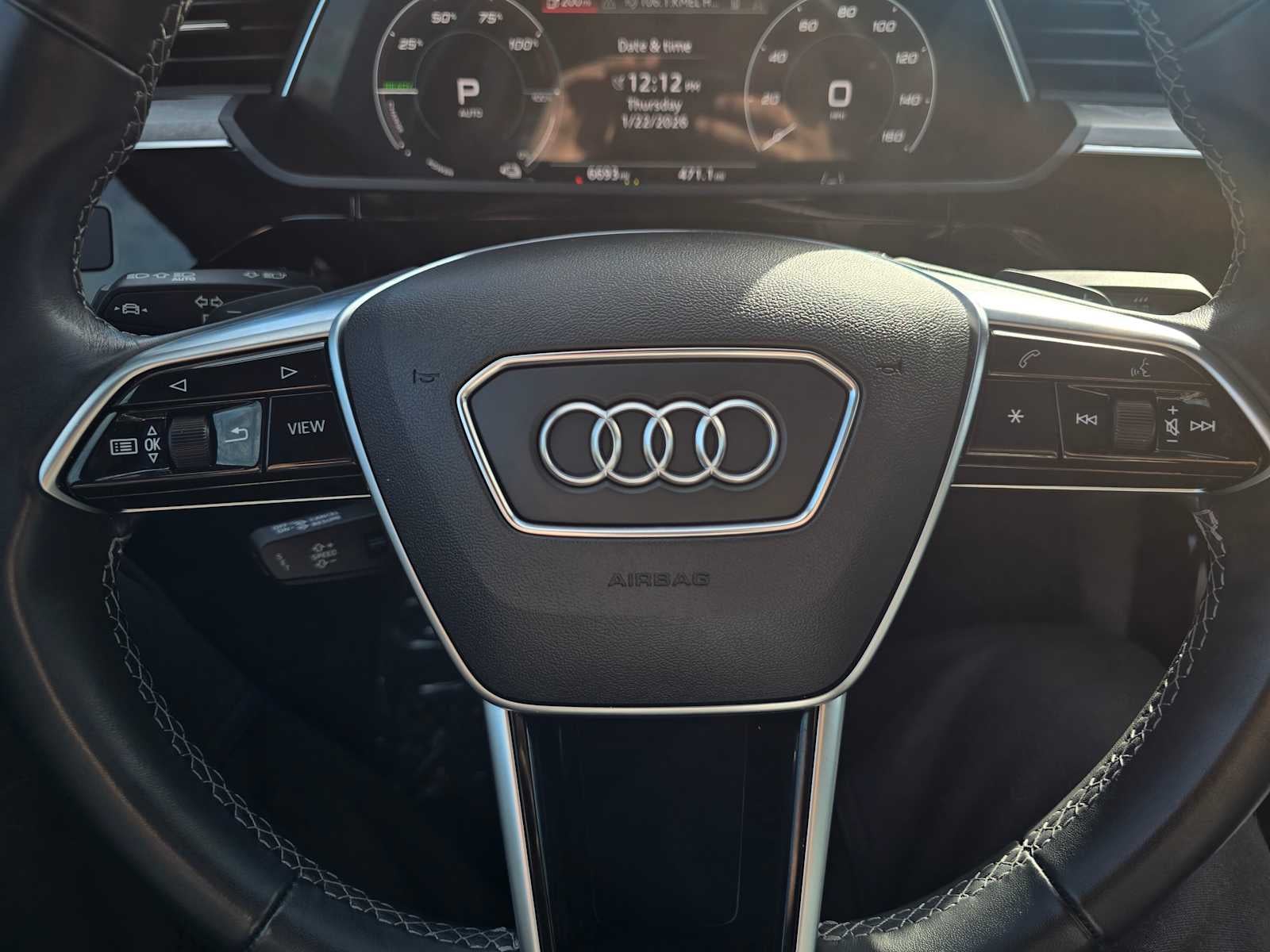 2024 Audi Q8 e-tron Sportback S line Premium