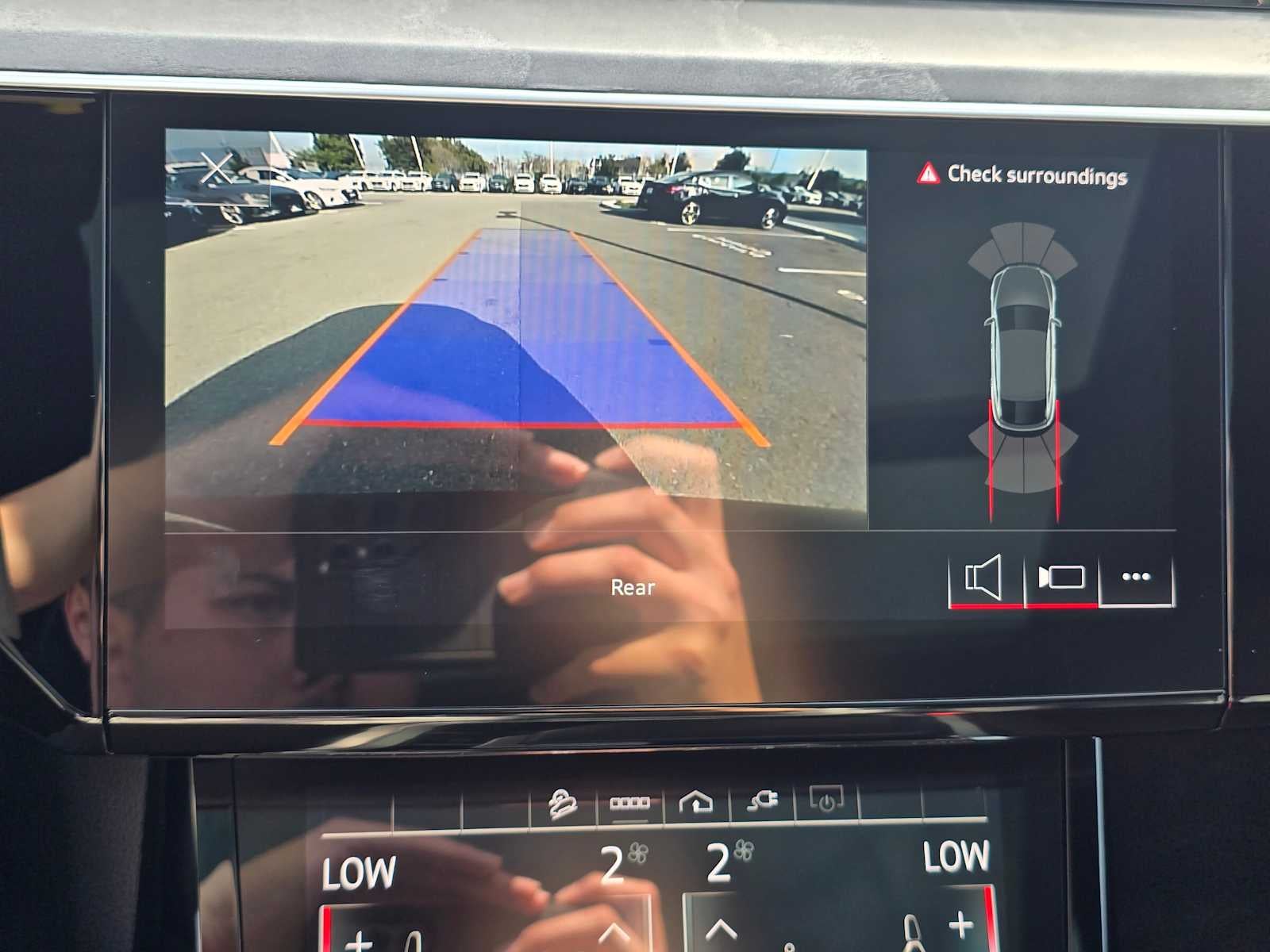 2024 Audi Q8 e-tron Sportback S line Premium