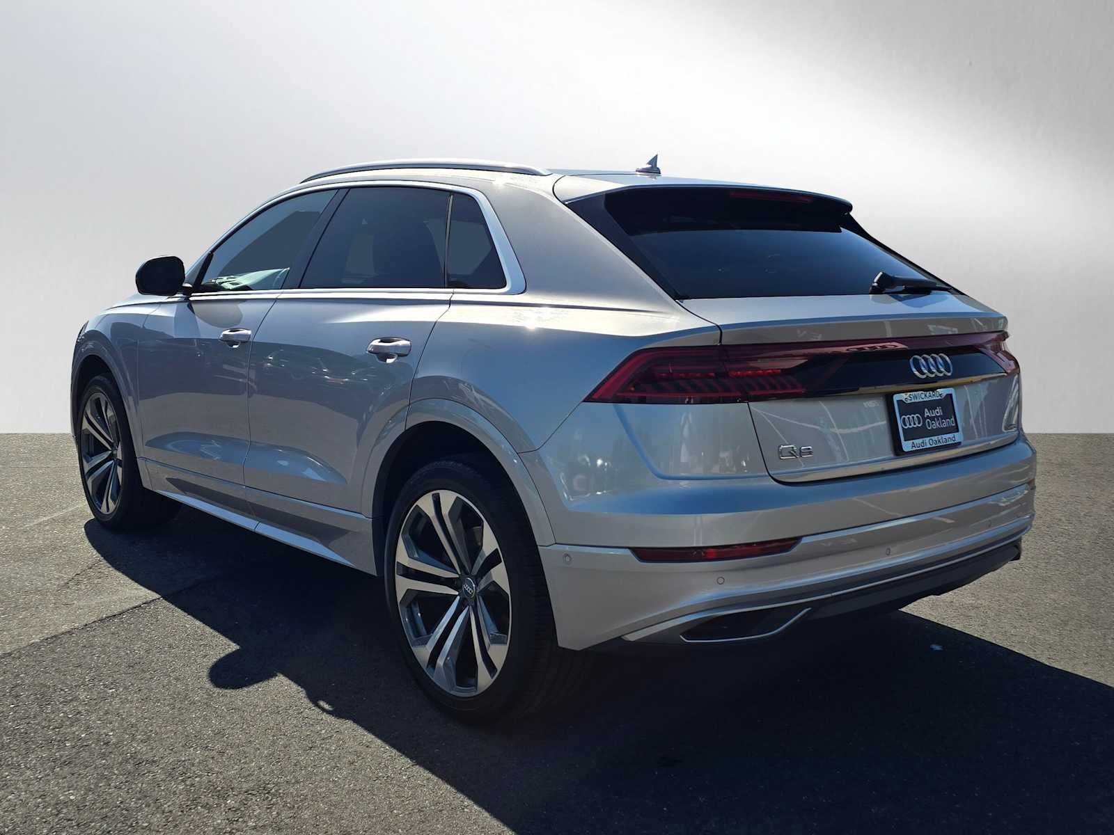 2019 Audi Q8 Premium Plus