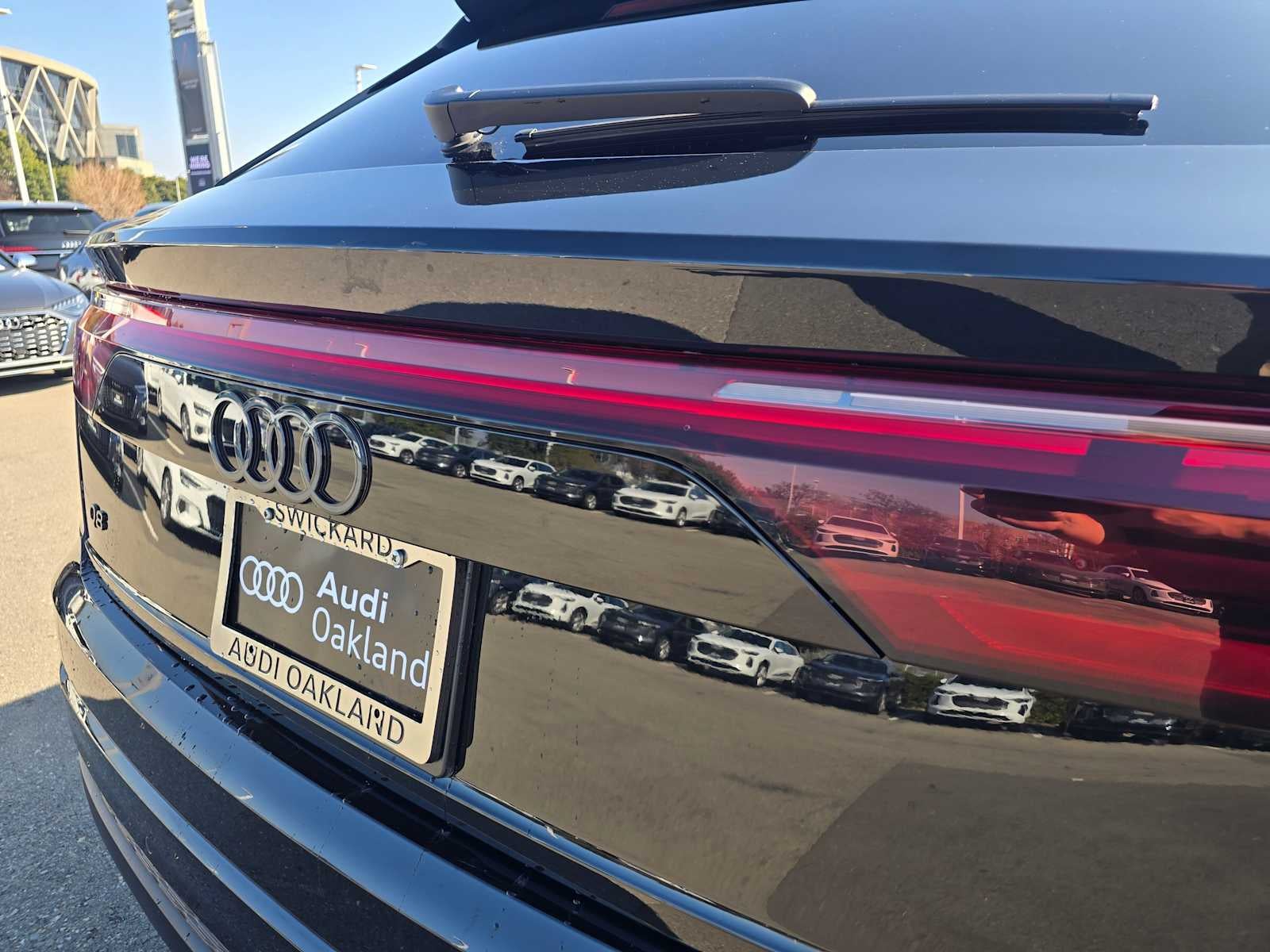 2024 Audi Q8 Premium Plus