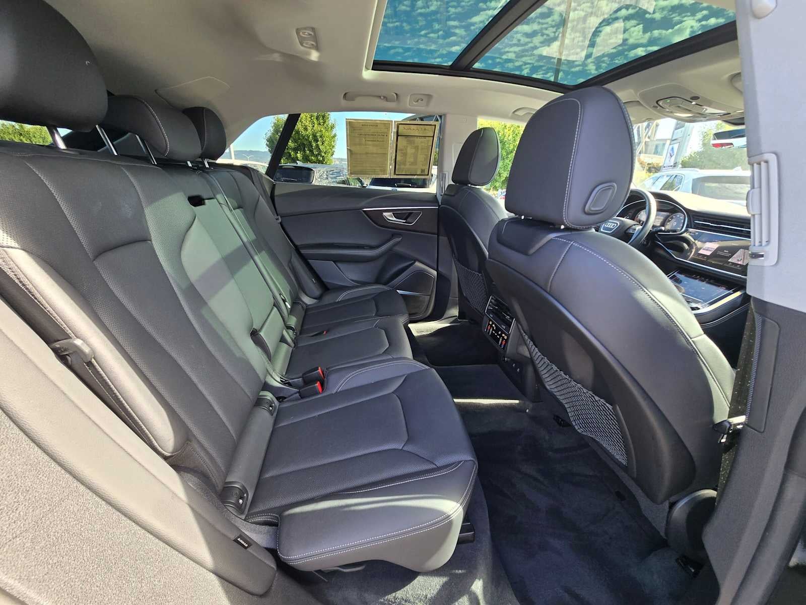 2023 Audi Q8 Premium Plus