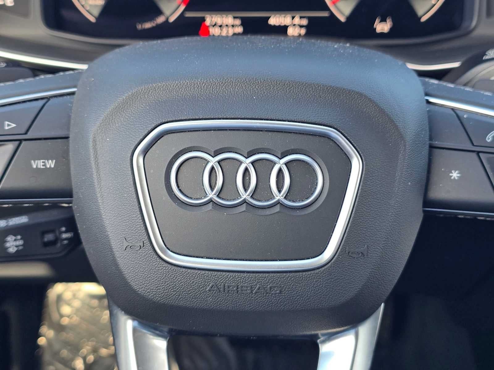 2023 Audi Q8 Premium Plus