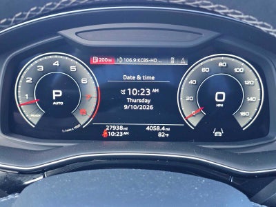 2023 Audi Q8 Premium Plus