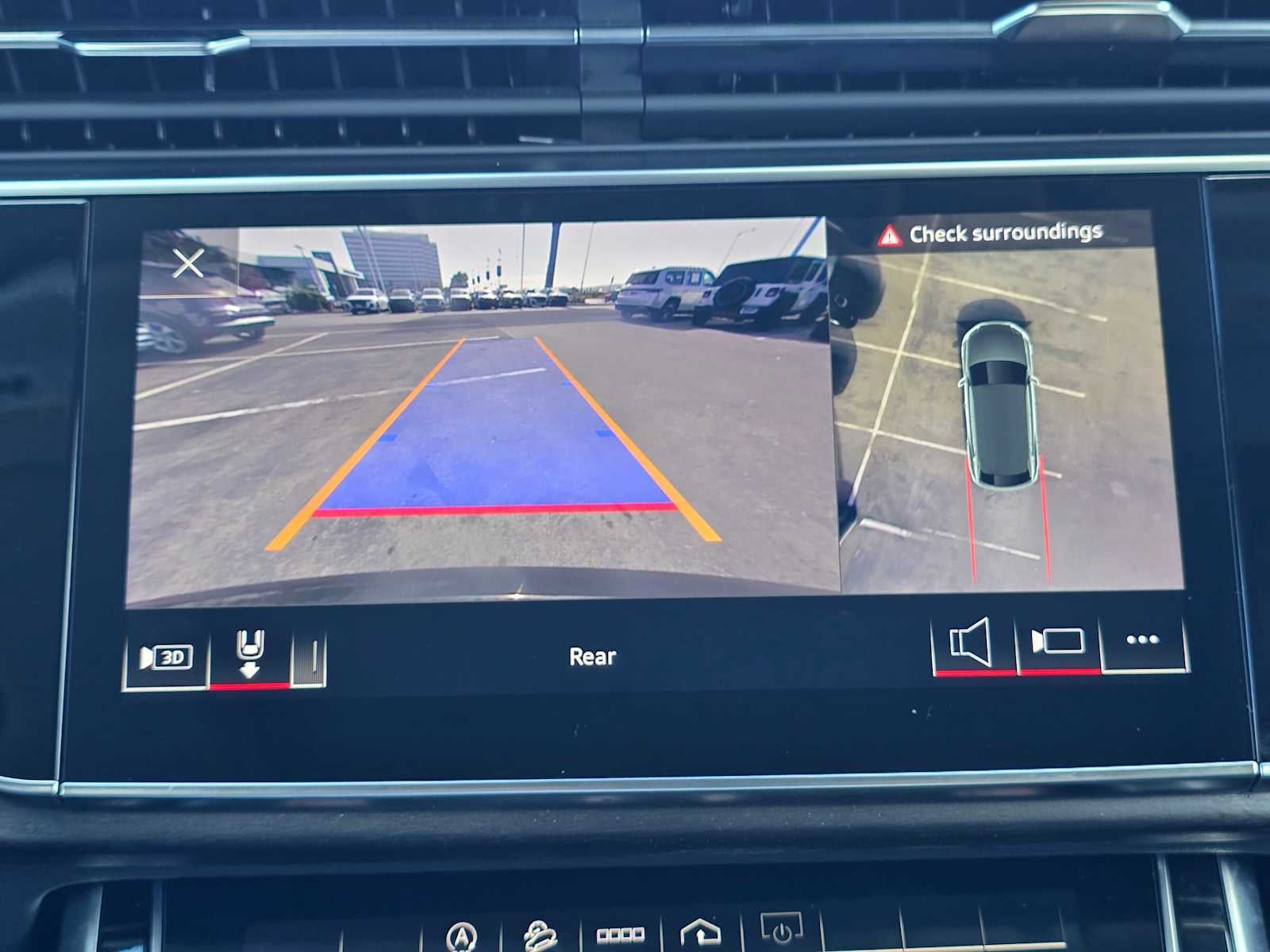 2023 Audi Q8 Premium Plus