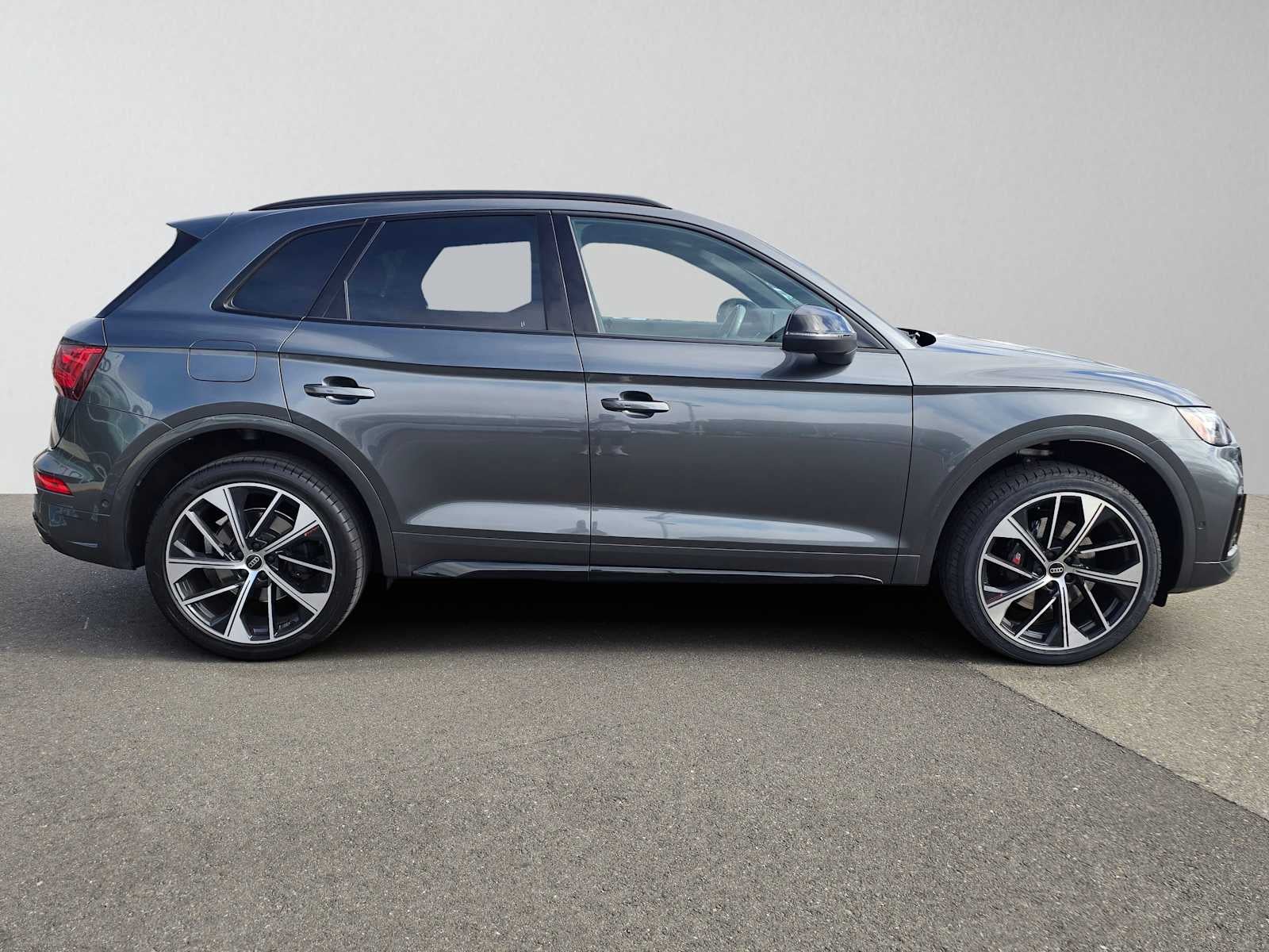 2023 Audi SQ5 Prestige