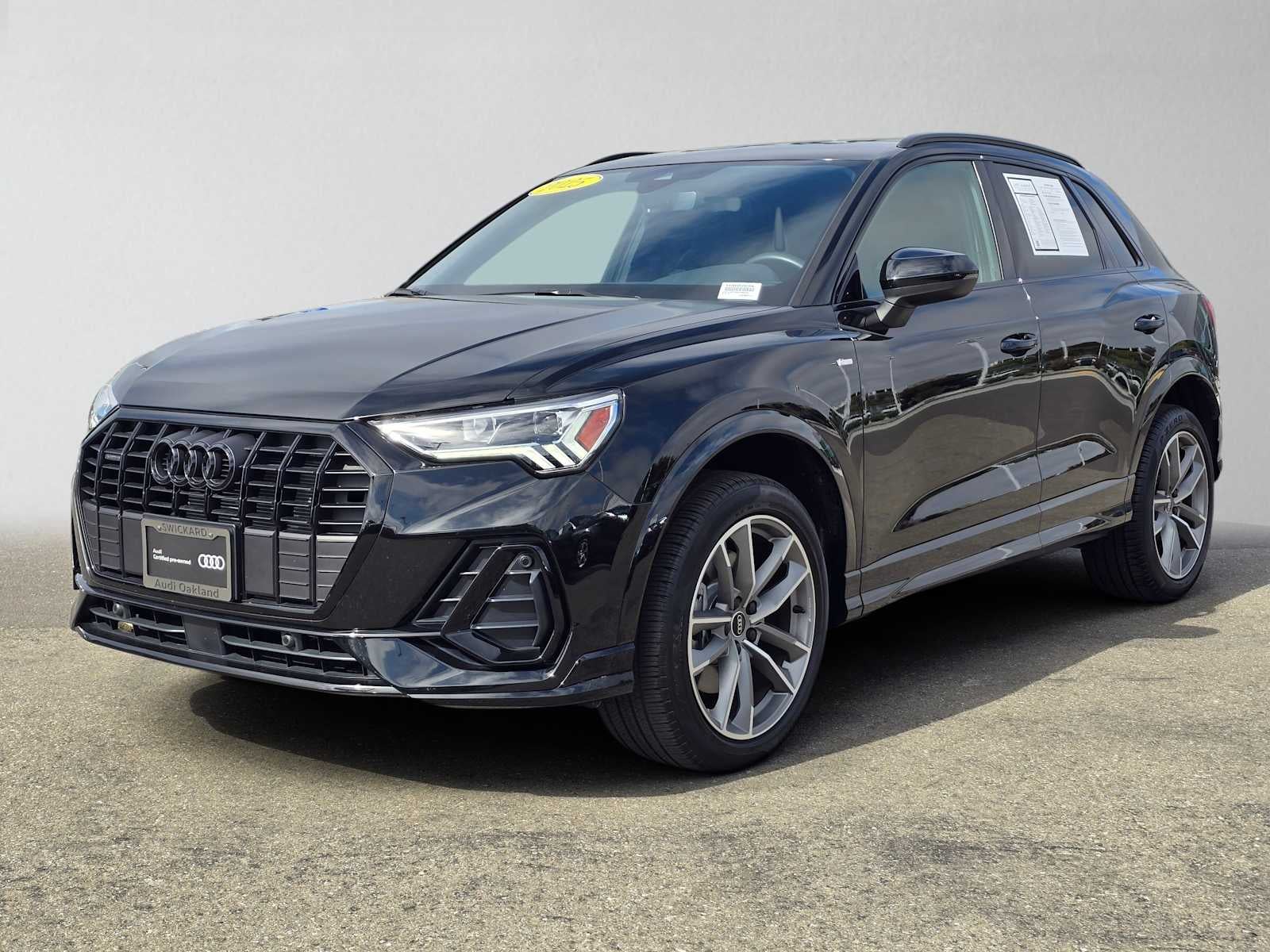 2025 Audi Q3 S line Premium