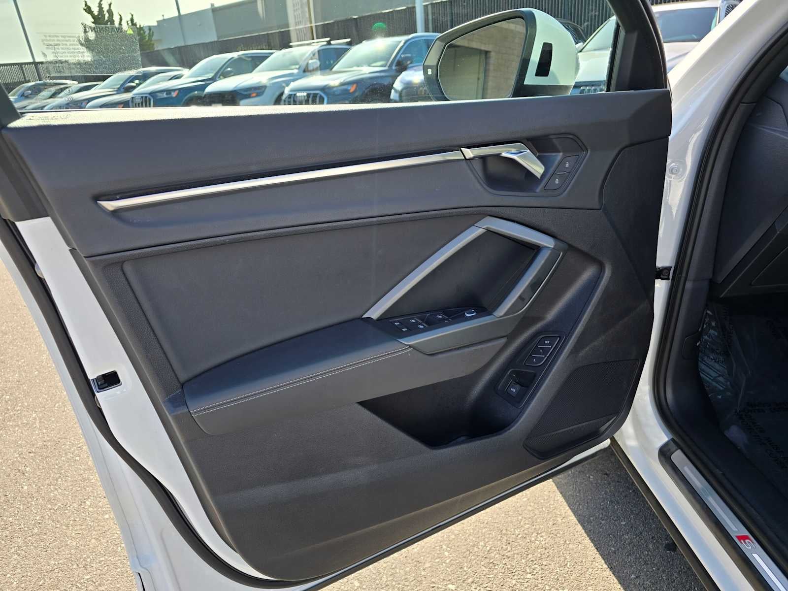 2023 Audi Q3 S line Premium