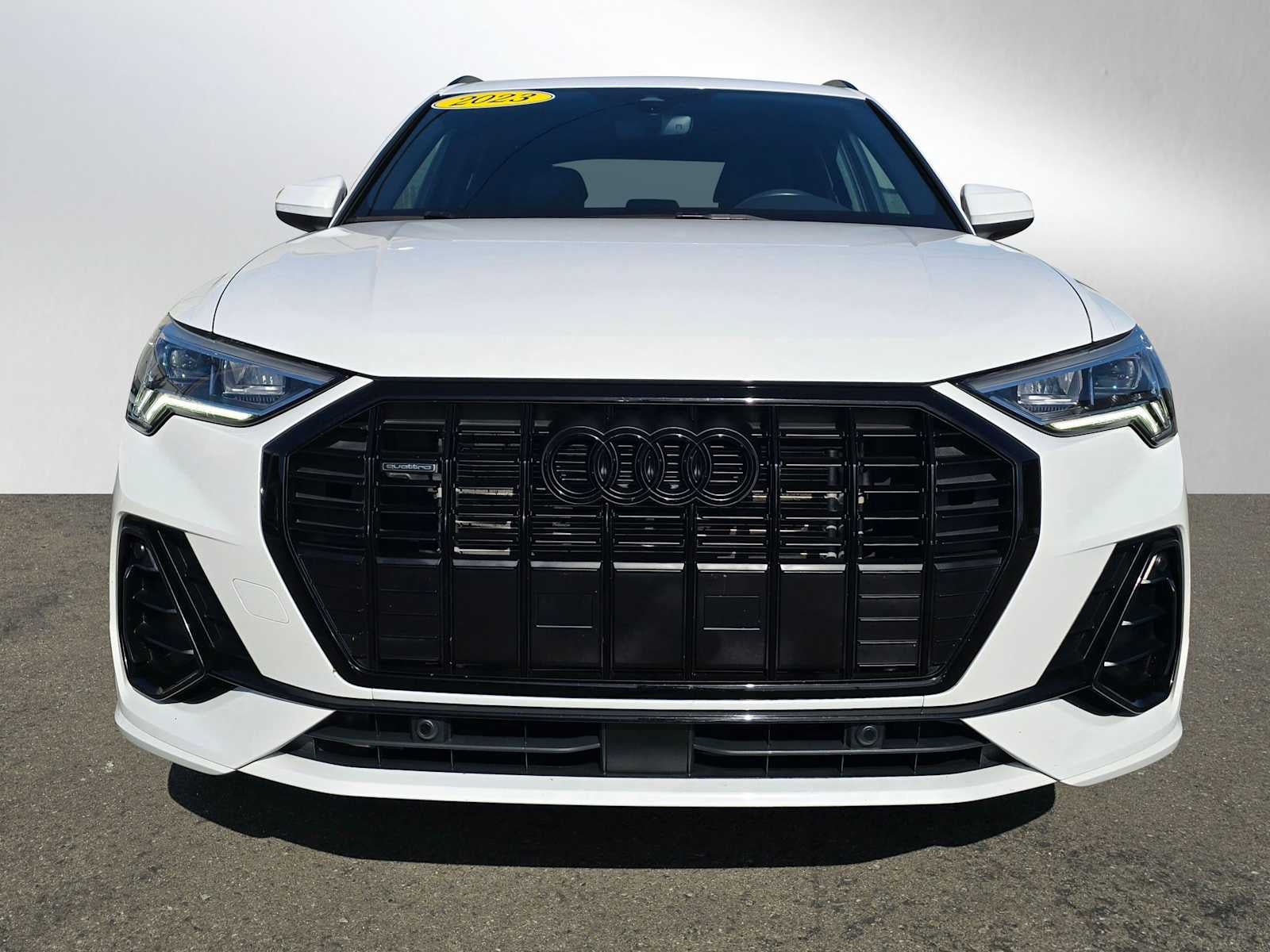 2023 Audi Q3 S line Premium