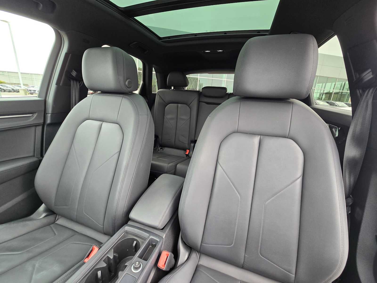 2023 Audi Q3 S line Premium