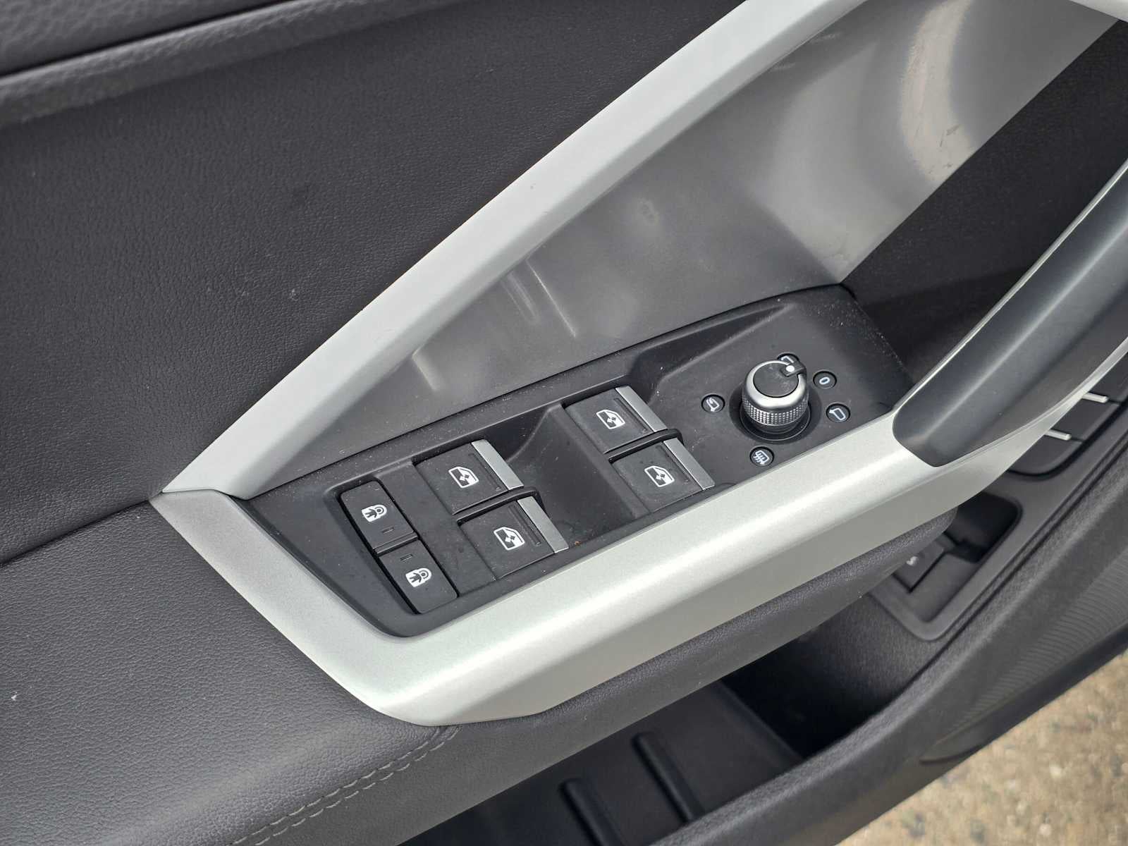 2023 Audi Q3 S line Premium