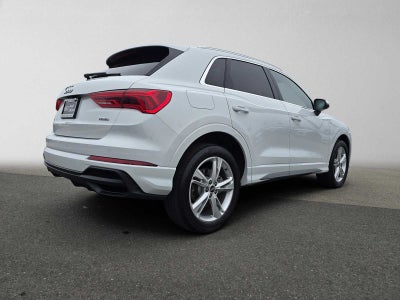 2023 Audi Q3 S line Premium