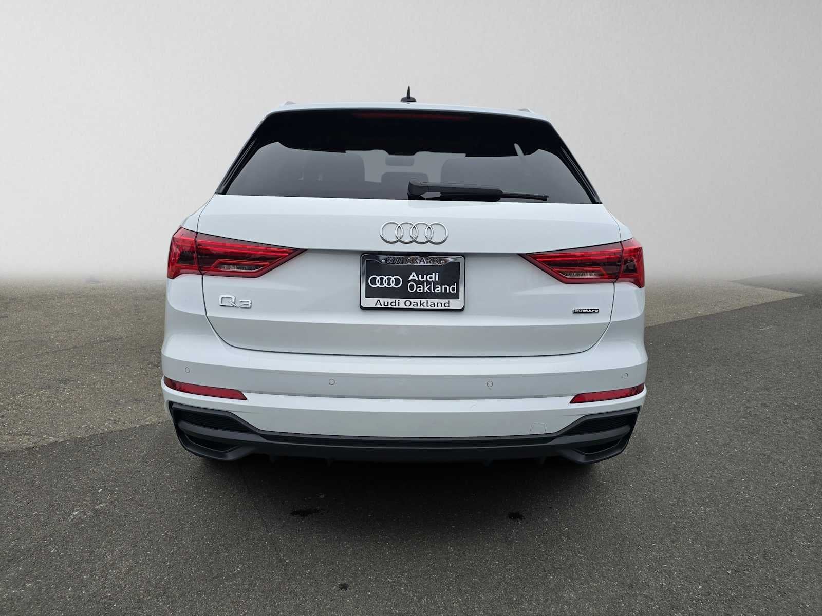 2023 Audi Q3 S line Premium