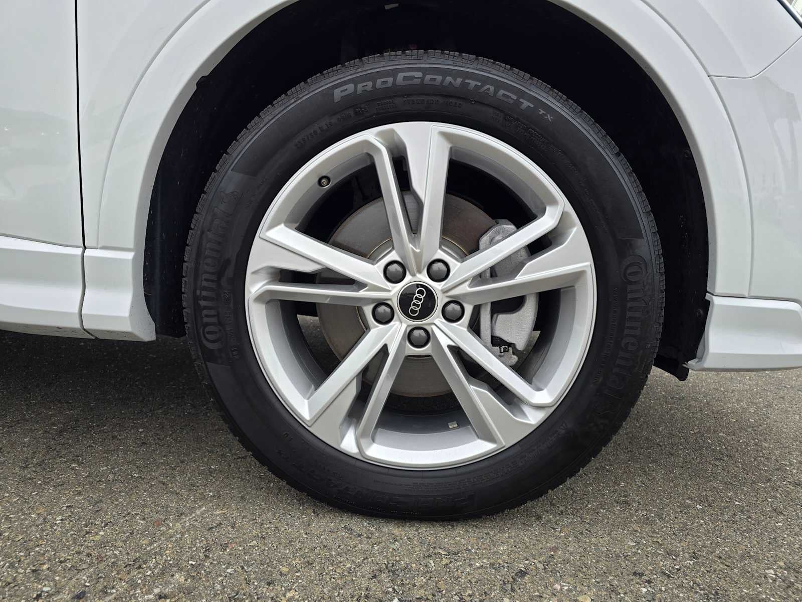 2023 Audi Q3 S line Premium