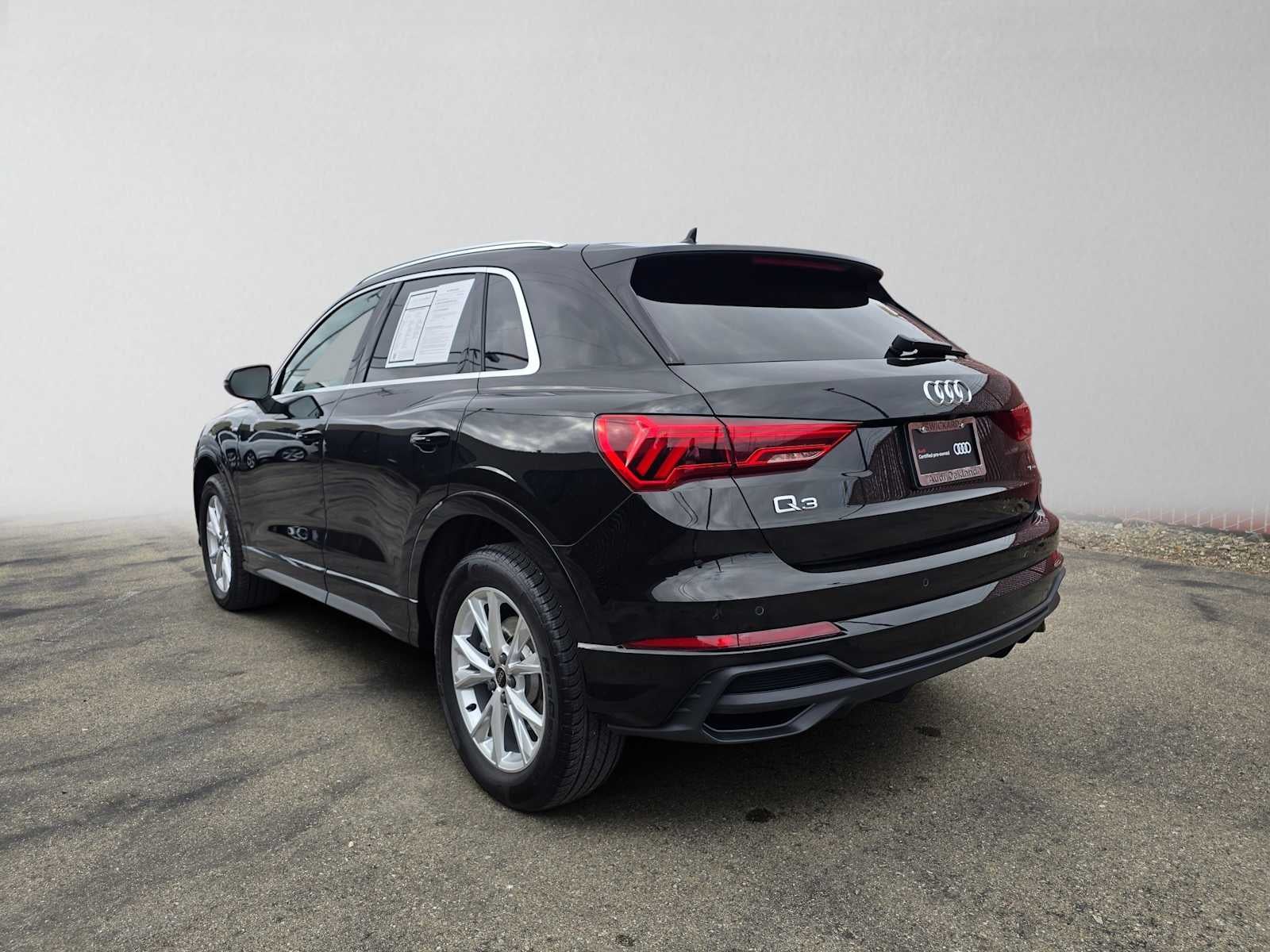 2023 Audi Q3 S line Premium