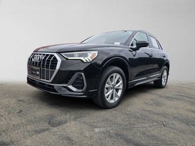 2023 Audi Q3 S line Premium
