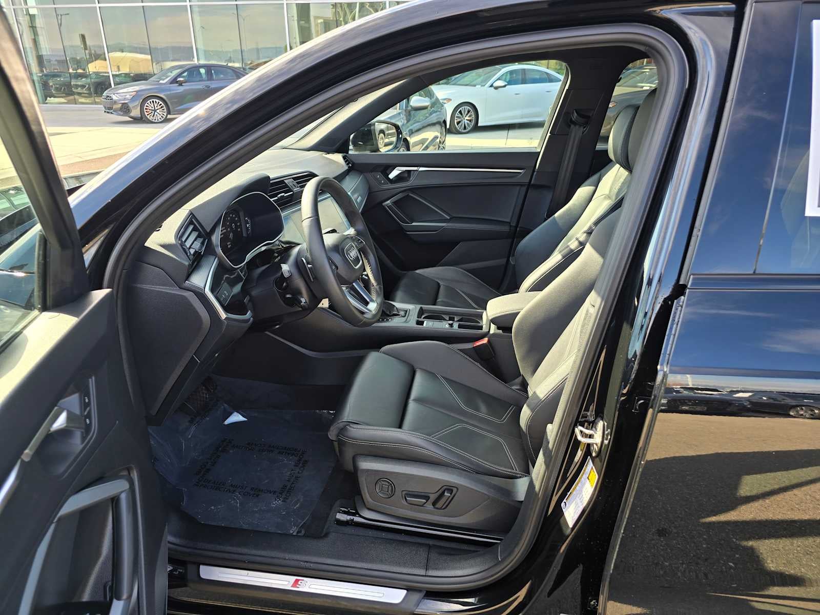 2025 Audi Q3 S line Premium