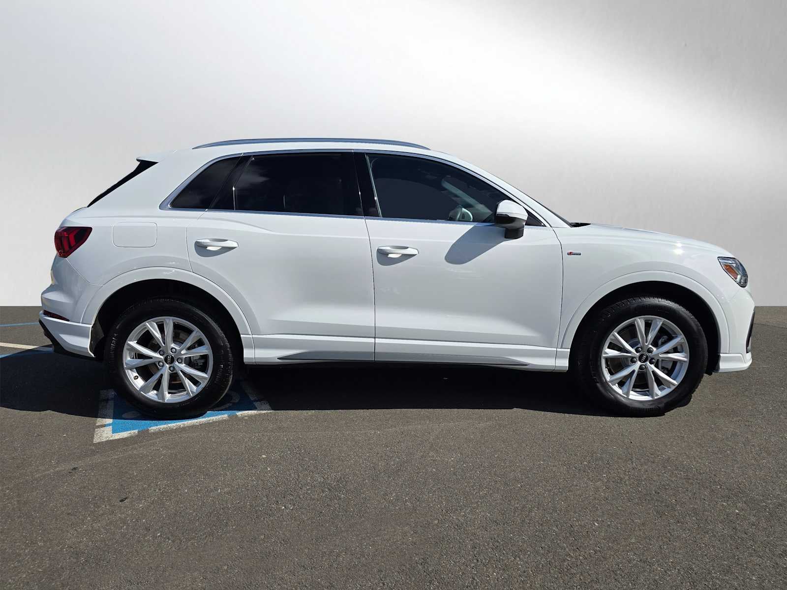 2025 Audi Q3 S line Premium