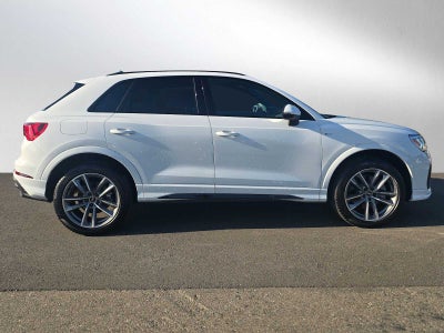 2025 Audi Q3 S line Premium