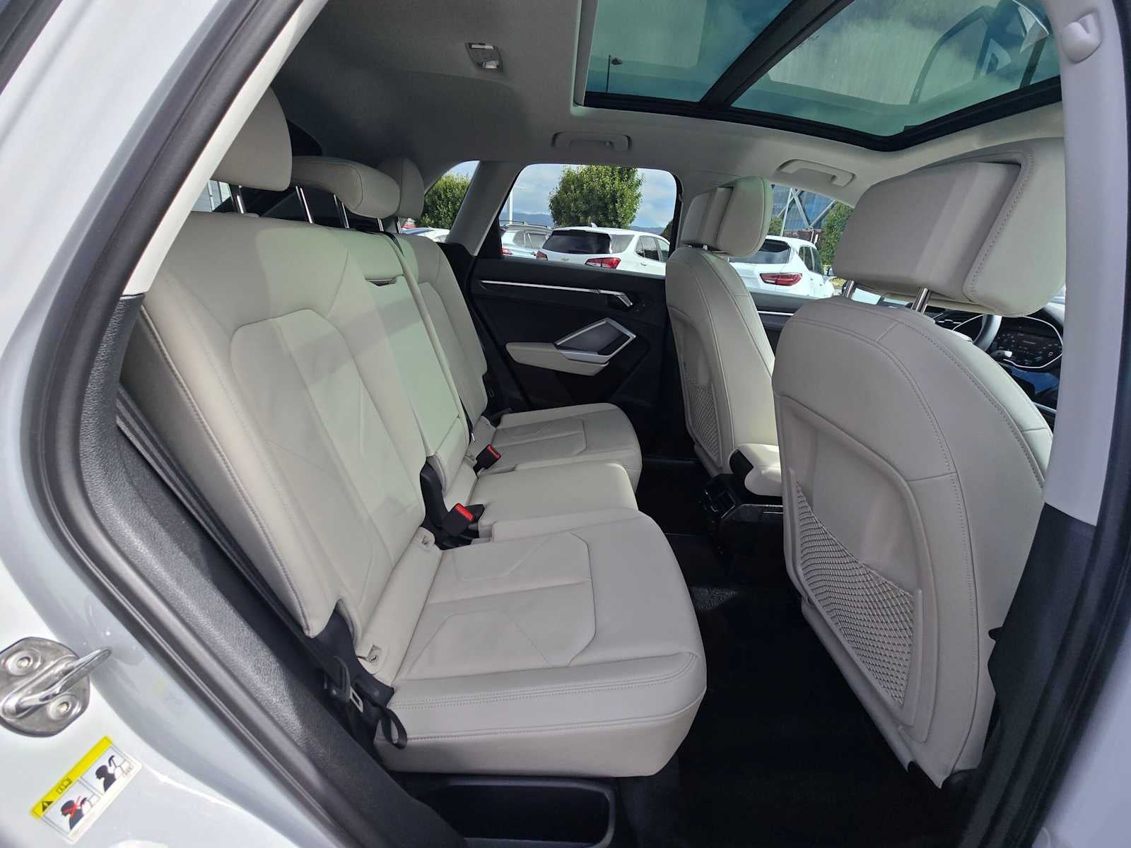 2024 Audi Q3 S line Premium
