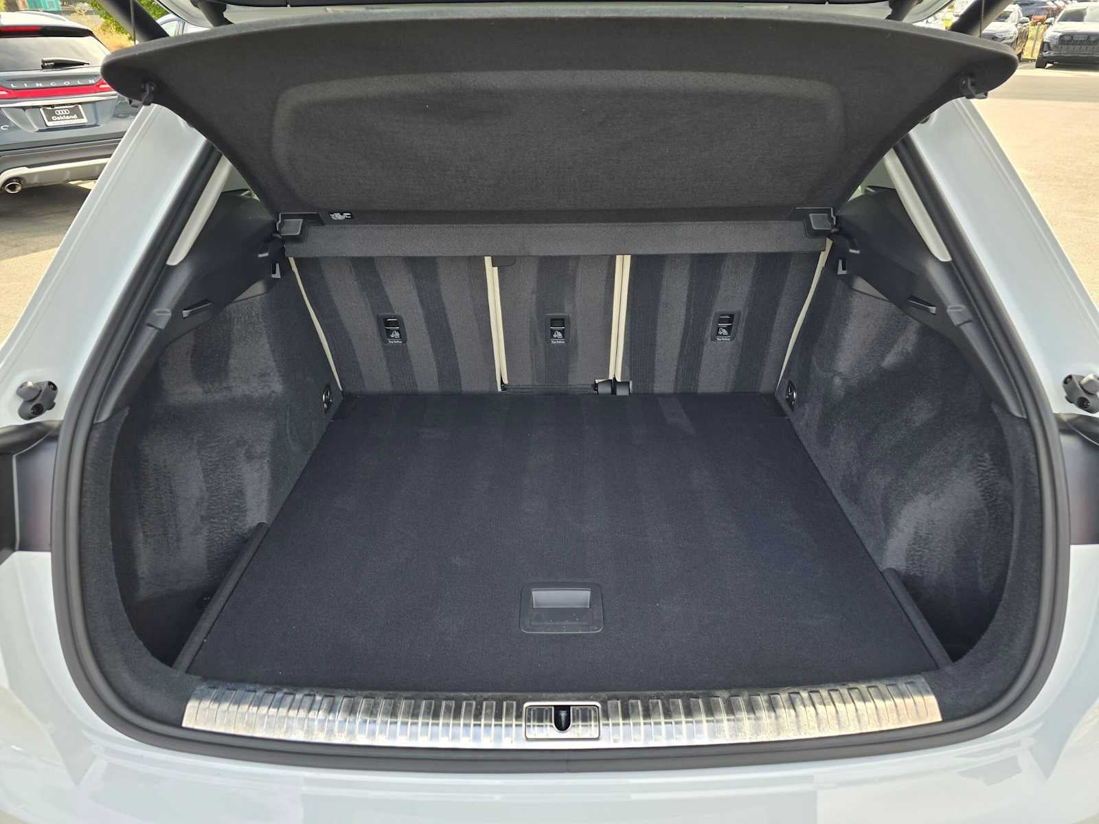 2024 Audi Q3 S line Premium
