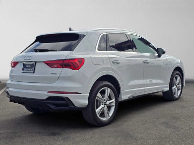2024 Audi Q3 S line Premium