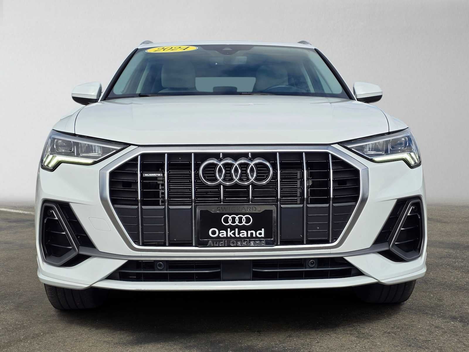 2024 Audi Q3 S line Premium