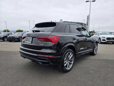 2025 Audi Q3 S line Premium