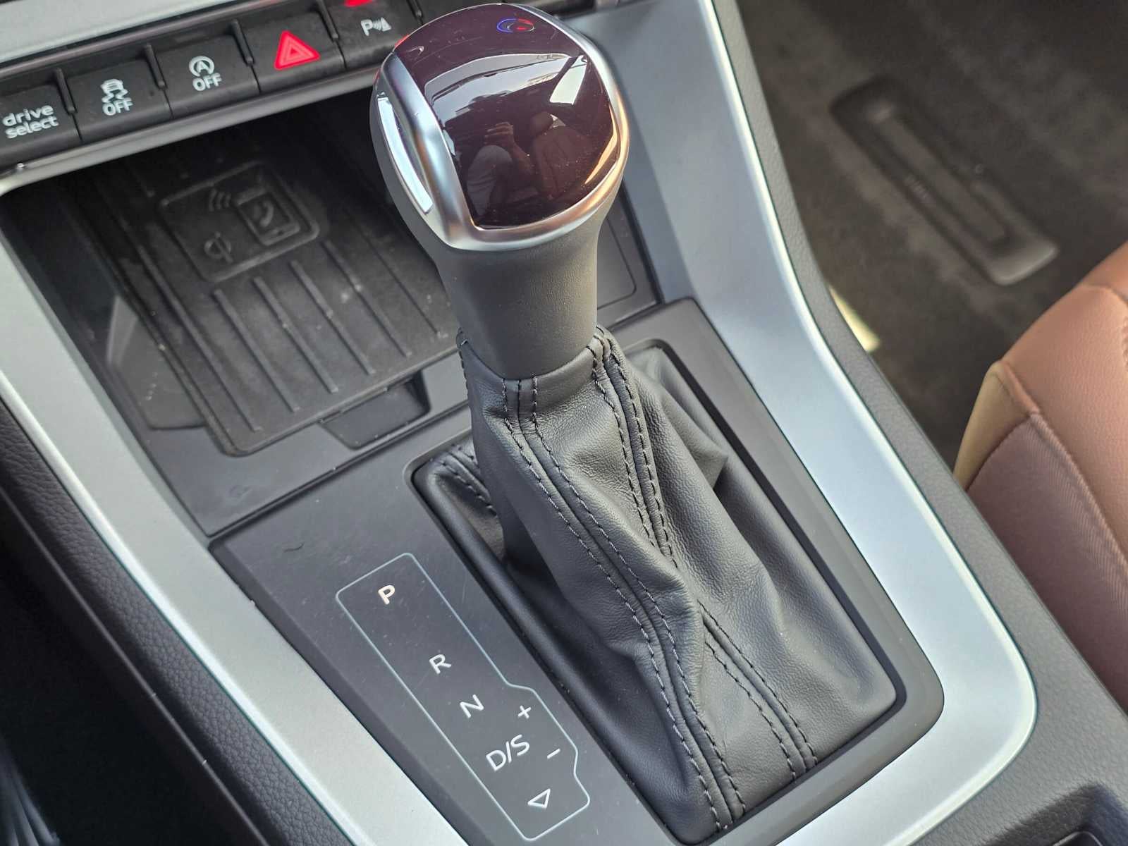 2024 Audi Q3 S line Premium