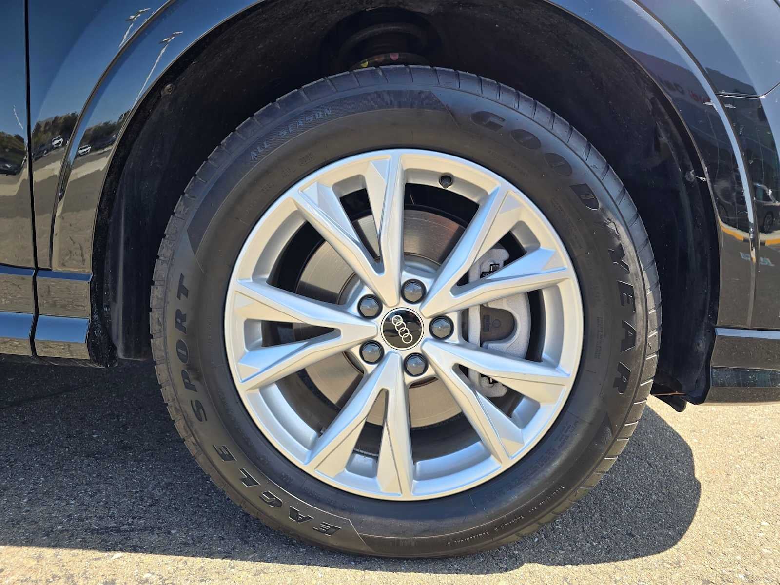 2024 Audi Q3 S line Premium