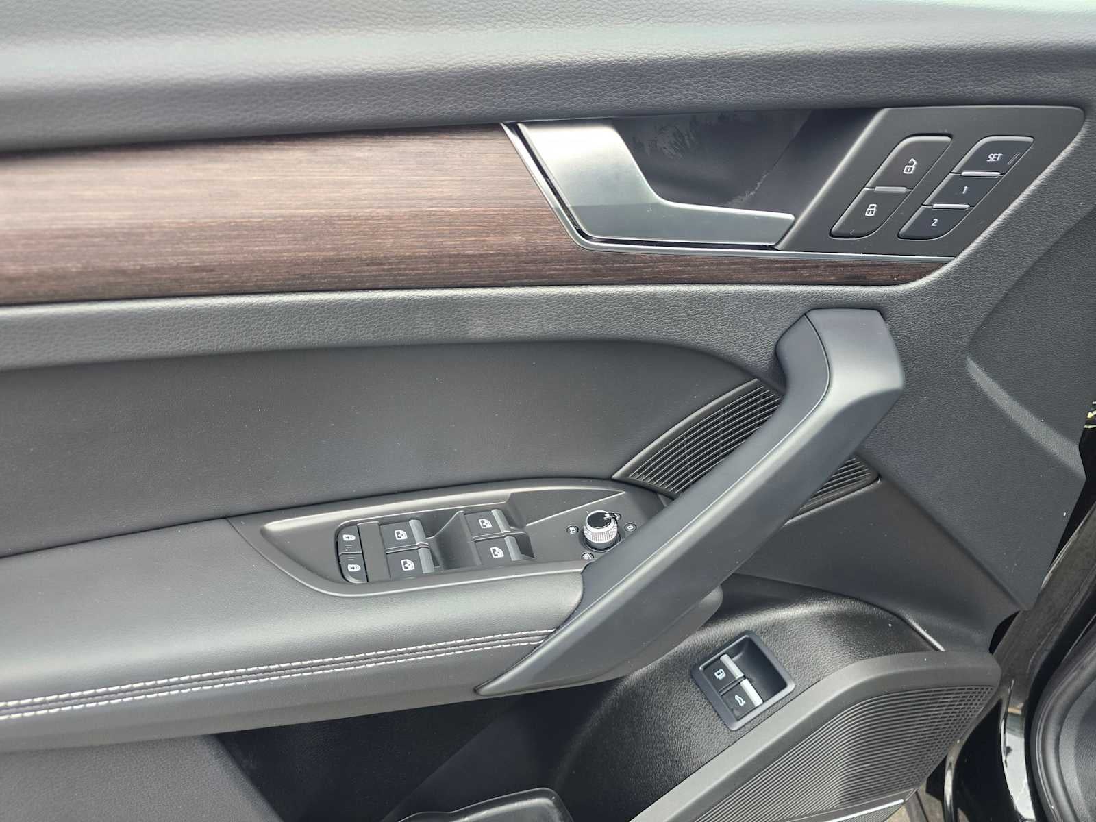 2025 Audi Q5 S line Premium Plus
