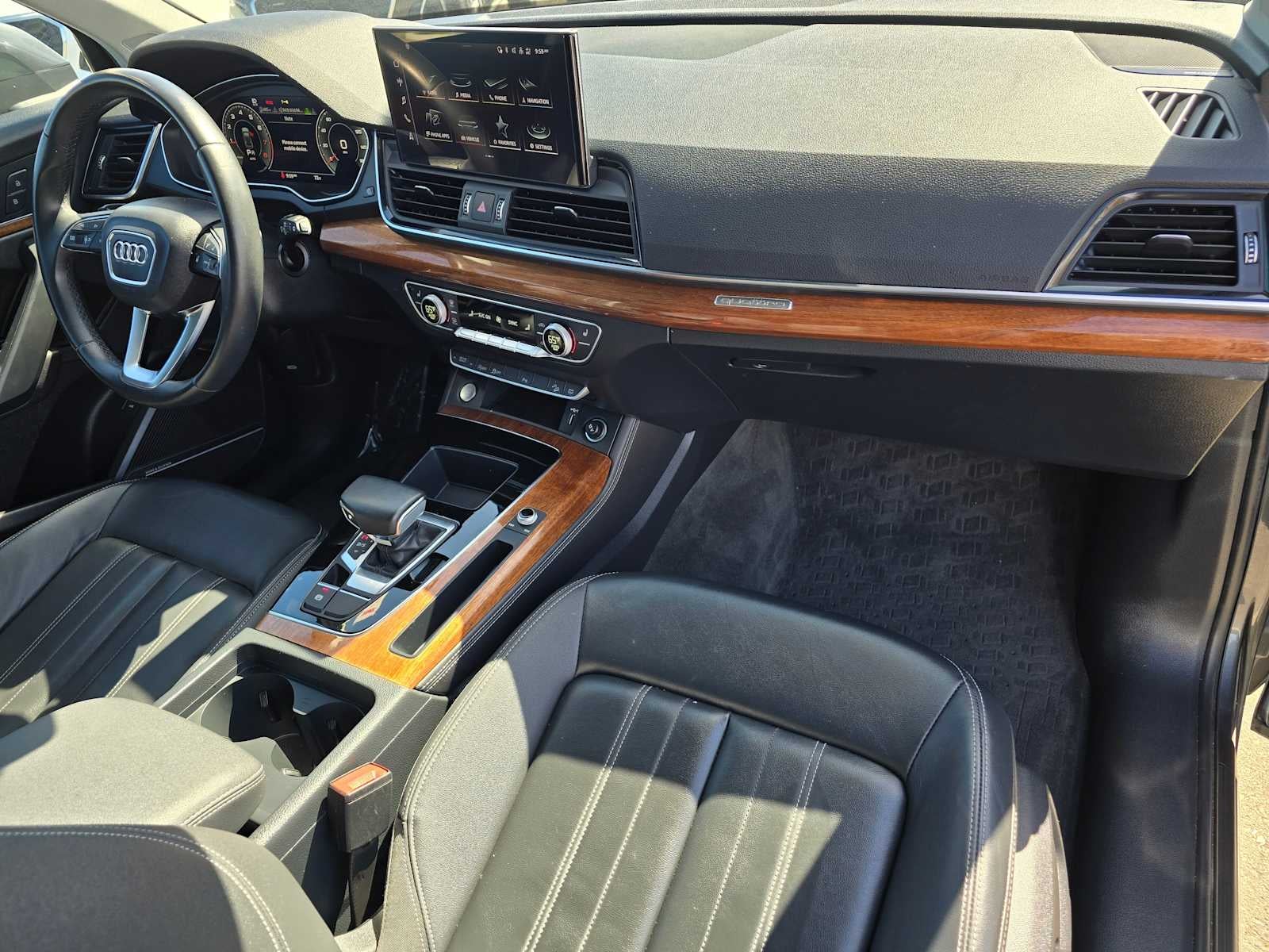 2023 Audi Q5 S line Premium Plus