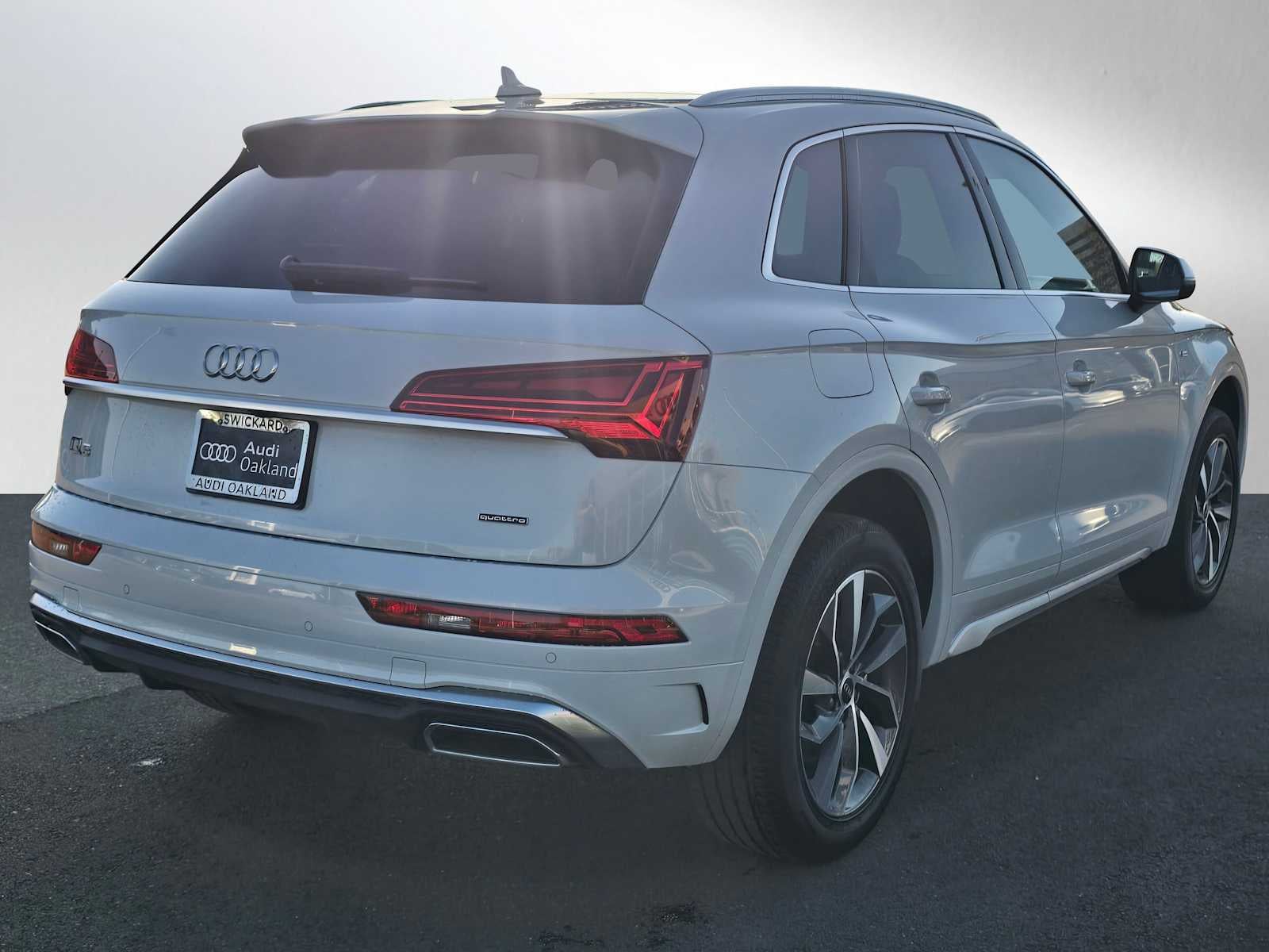 2024 Audi Q5 S line Premium Plus